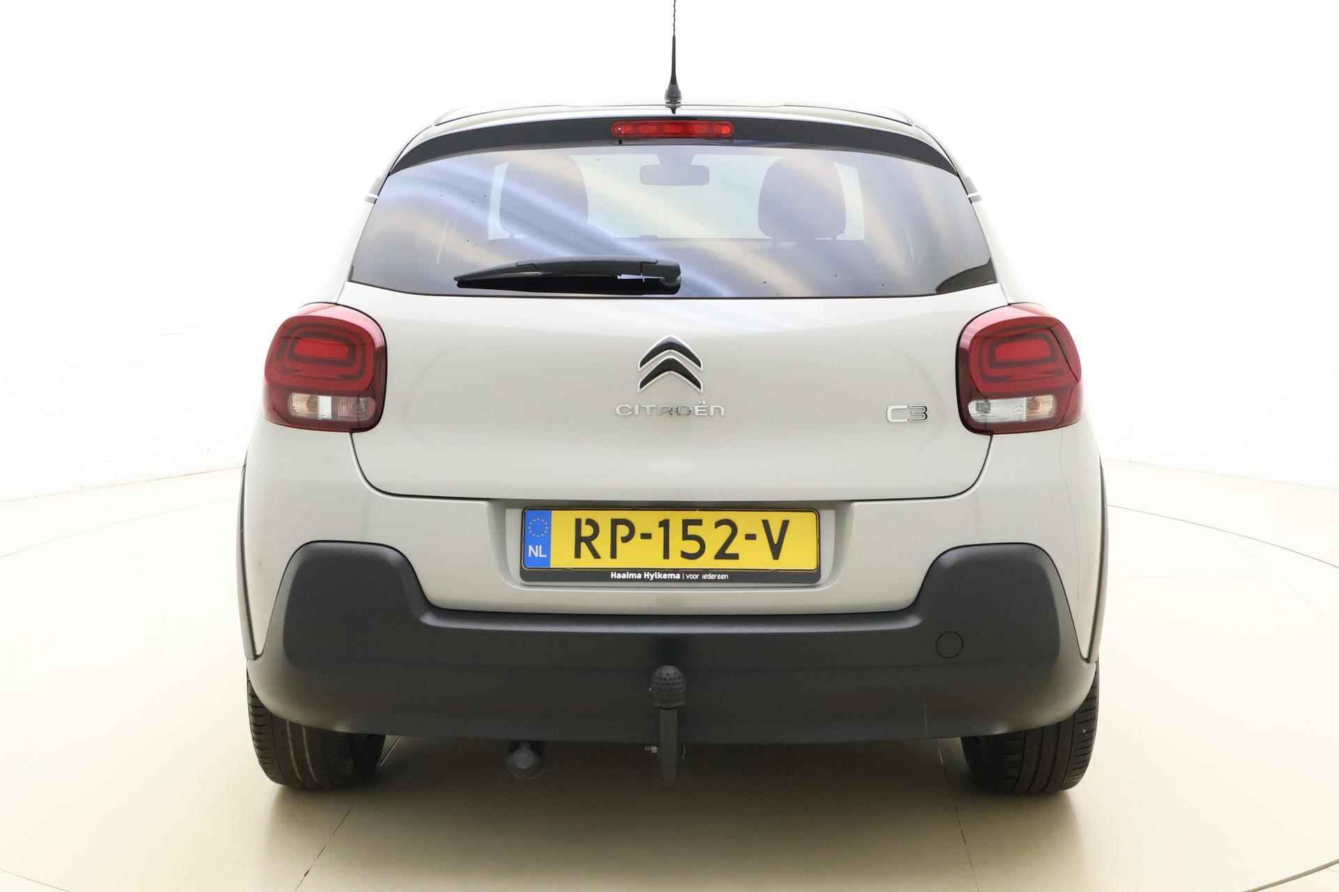 Citroen C3 1.2 PureTech Feel Edition 82 PK | Handgeschakeld | Trekhaak | Cruise Control | Airco | Parkeersensor | Navigatie | 1e eigenaar - 12/30