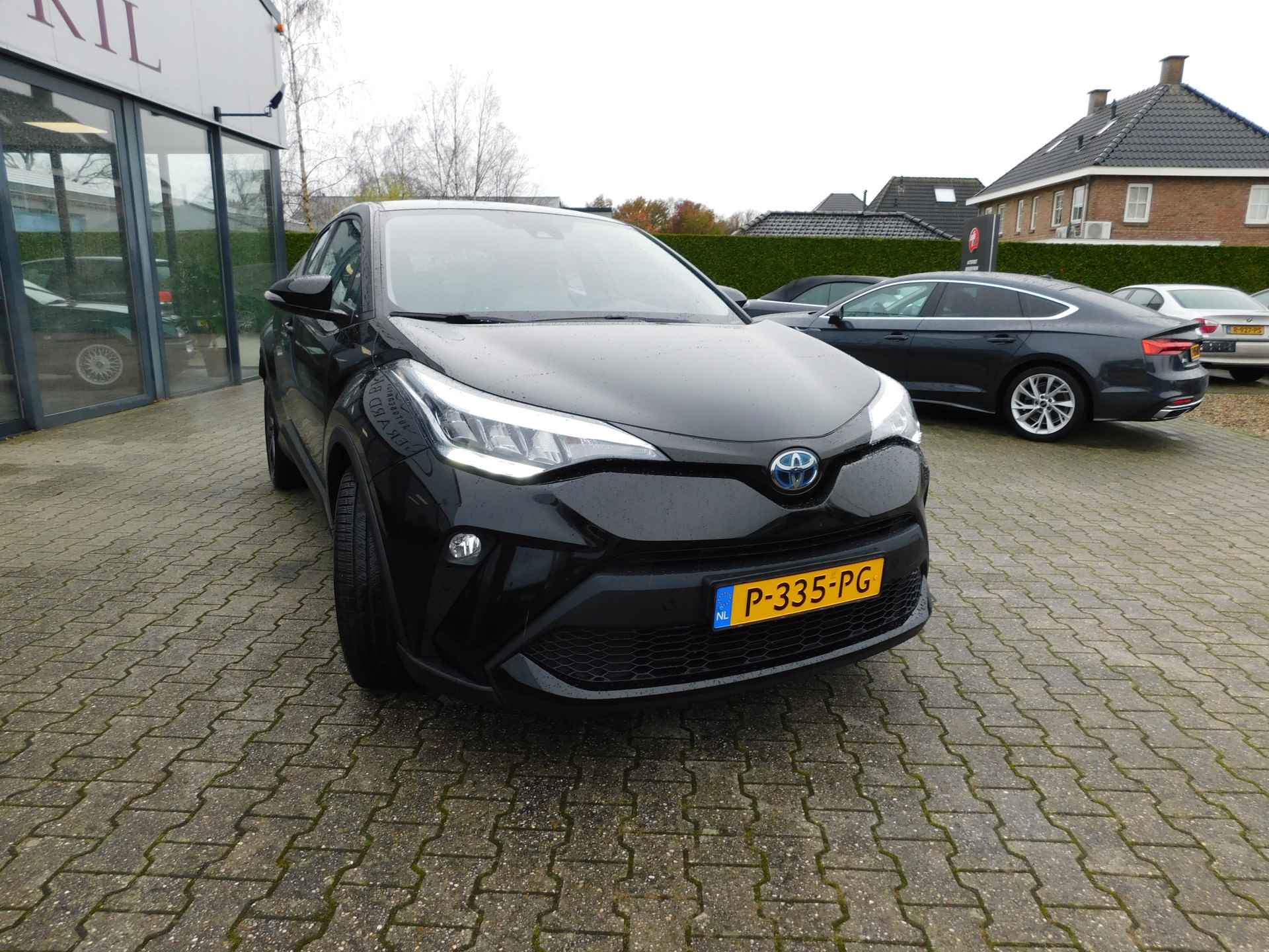 Toyota C-HR 2.0 Hybrid Dynamic NAP Camera, 2Xpdc, Acc, Keyless, Apple - 4/32