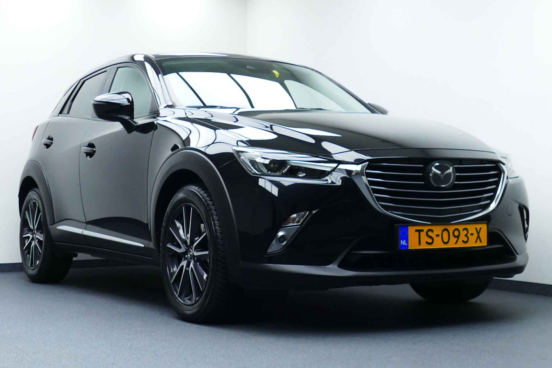 Mazda CX-3 2.0 SkyActiv-G 120 GT-M. Led Koplampen, Navi, Stoel&StuurVerw, 18"LMV, Haak 1200kg - 2/45