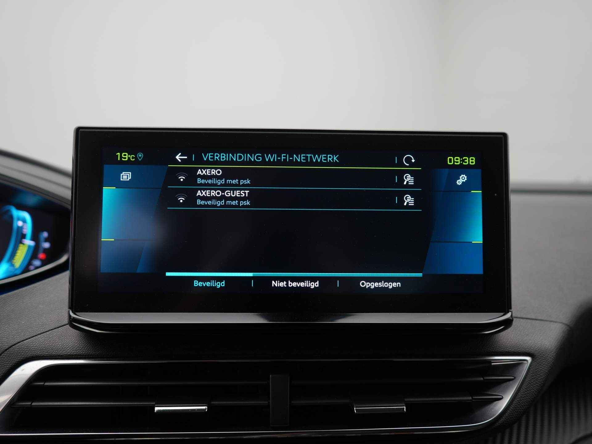 Peugeot 3008 1.6 HYbrid 225 Allure 225 pk Automaat | Navigatie | Climate Control - 23/48