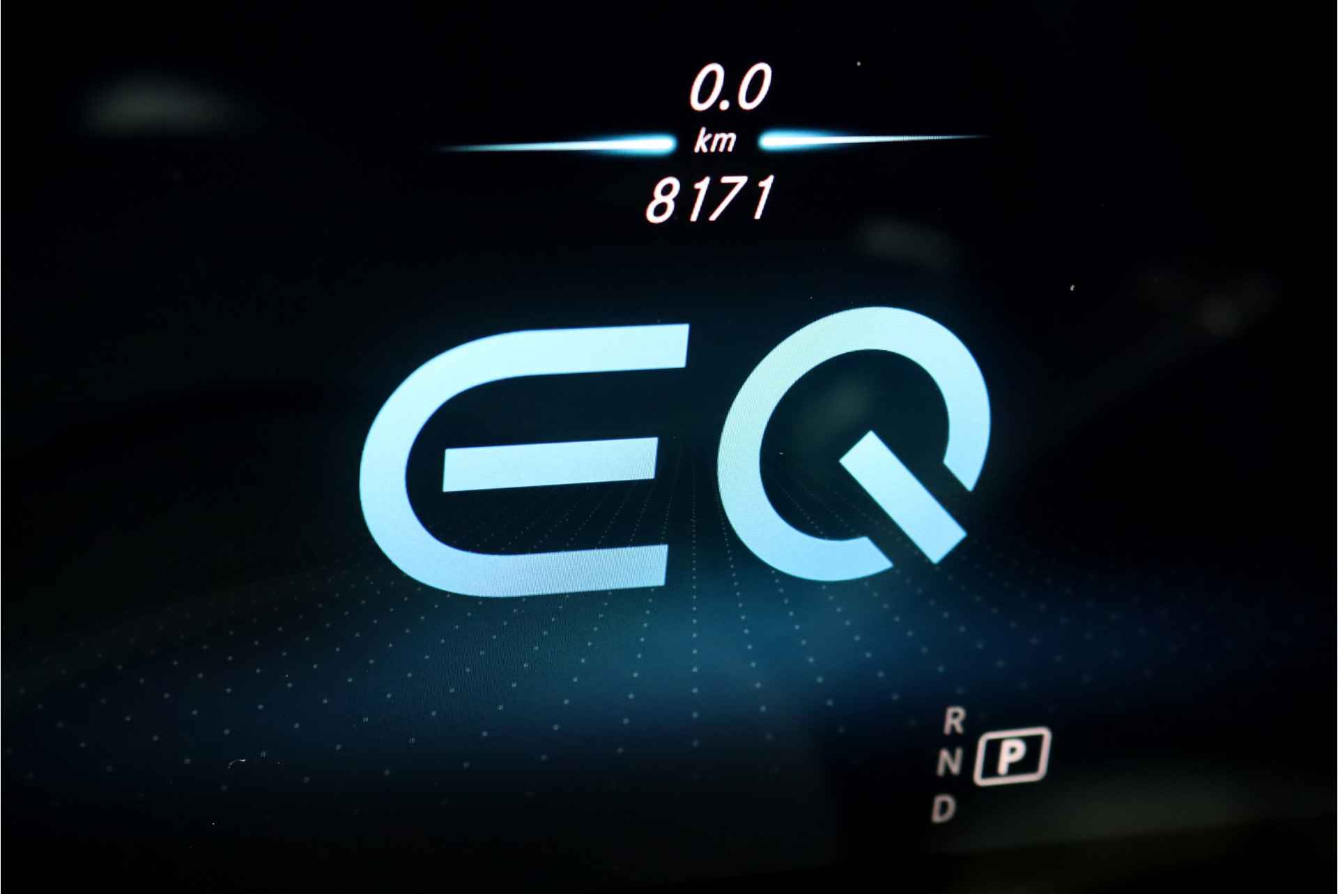 Mercedes-Benz EQC 400 4-MATIC AMG Line 80 kWh, ex BTW 47.500,- Schuif-/Kanteldak, Distronic+, Keyless Go, Surround Camera, Advanced Sound System, Multibeam LED, Air-Balance-pakket, Rijassistentiepakket, Etc. - 27/46