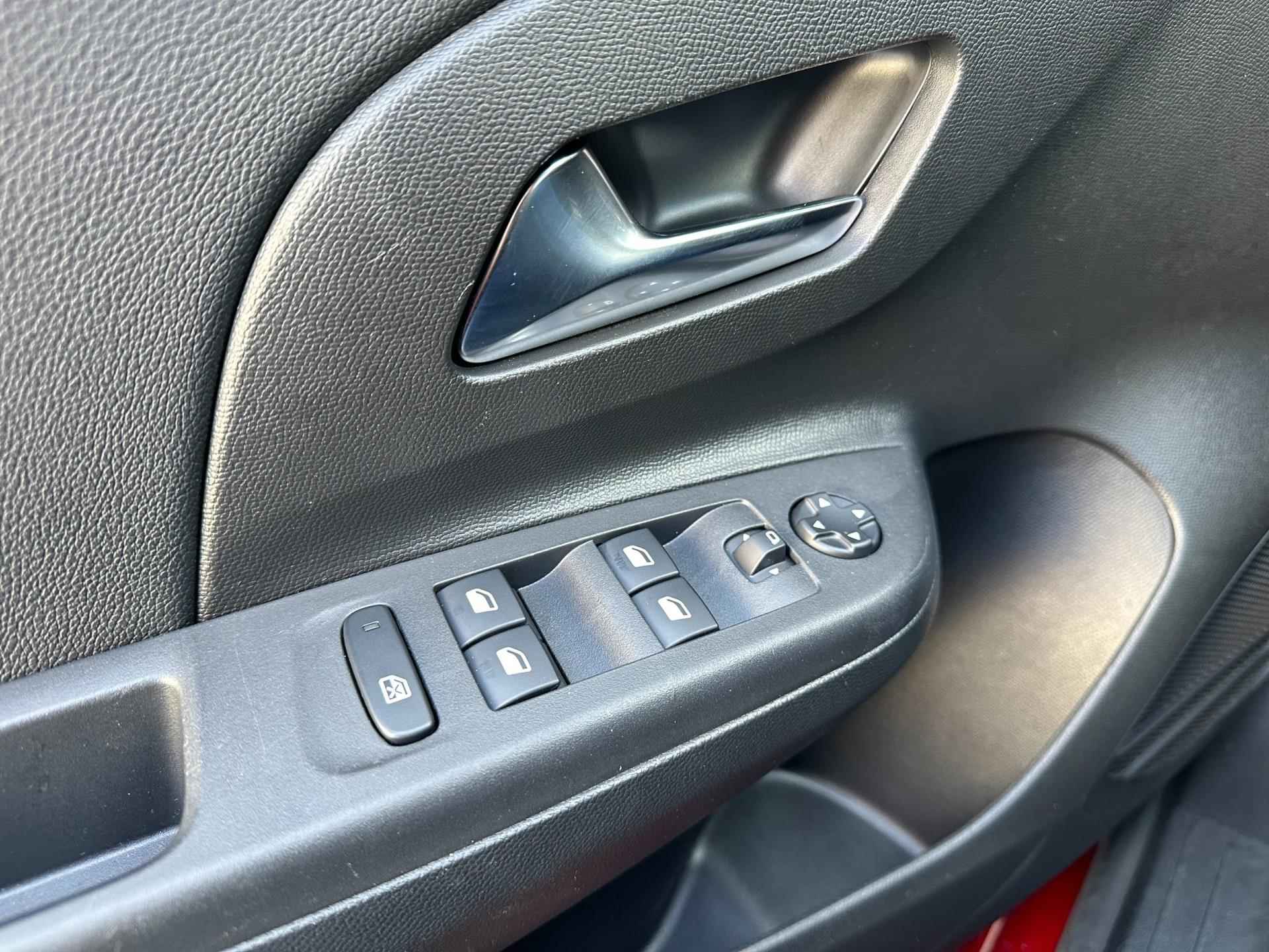 Opel Corsa 1.2 Elegance + Navigatie | PDC | Cruise | Bluetooth | LED | Apple | Rijklaarprijs - 15/26