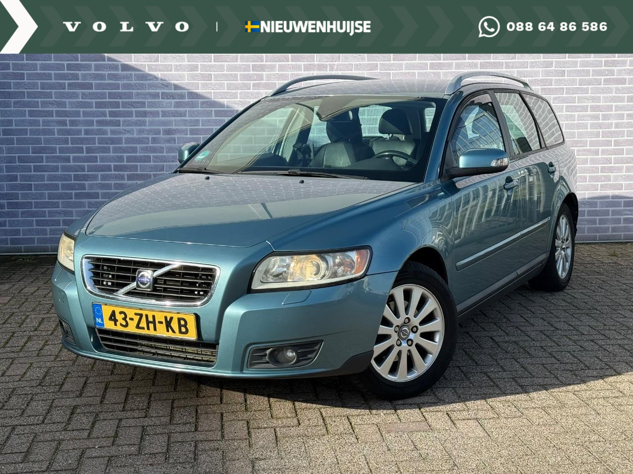 Volvo V50 1.8 Edition II | Stoelverwarming | Youngtimer  Trekhaak | Cruise Control | Regensensor | Dakrails | High Performance Audio | Leder | Mistlampen | Climate control |