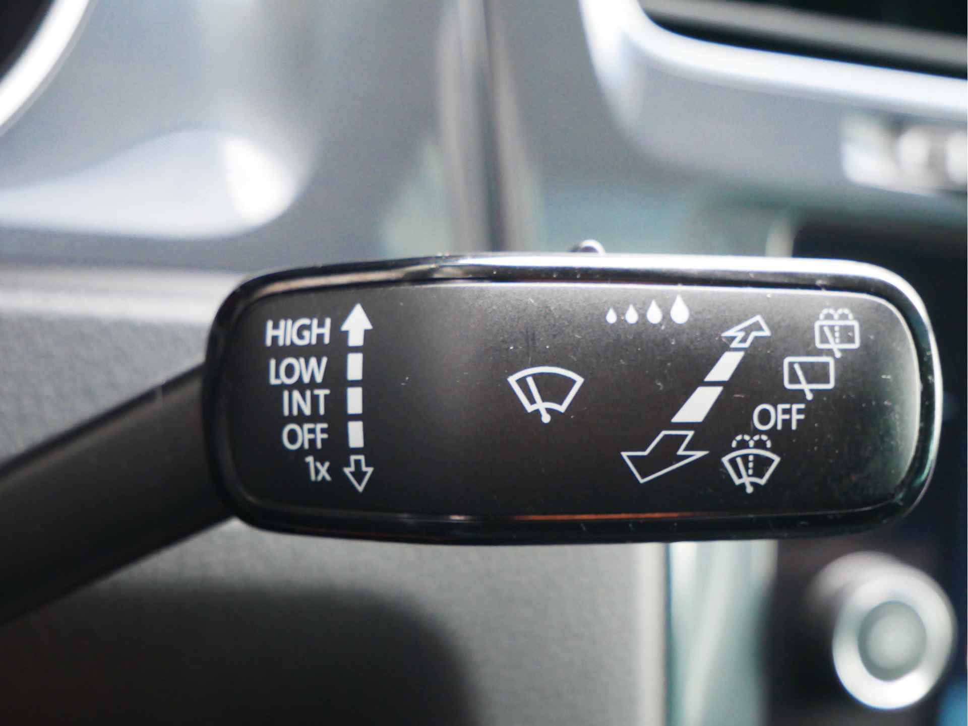 Volkswagen Golf 1.0 TSI Comfortline Business |Pan-Dak| FULL LED| Alcantara| - 16/30