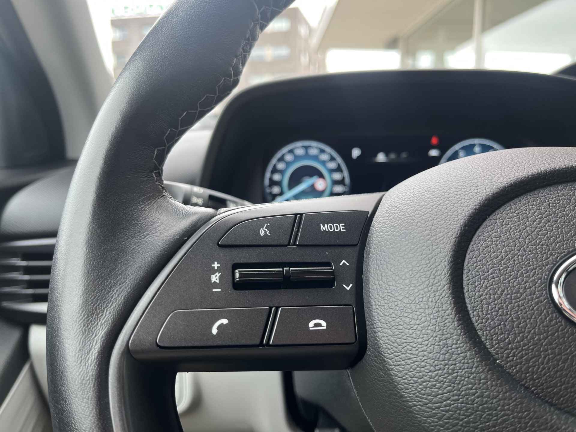 Hyundai i20 1.0 T-GDI Premium | Automaat | Navigatie | Cruise Control Adaptief | Climate Control | Parkeersensoren | Parkeercamera | 36Mnd. Garantie | Rijklaar! | - 19/31