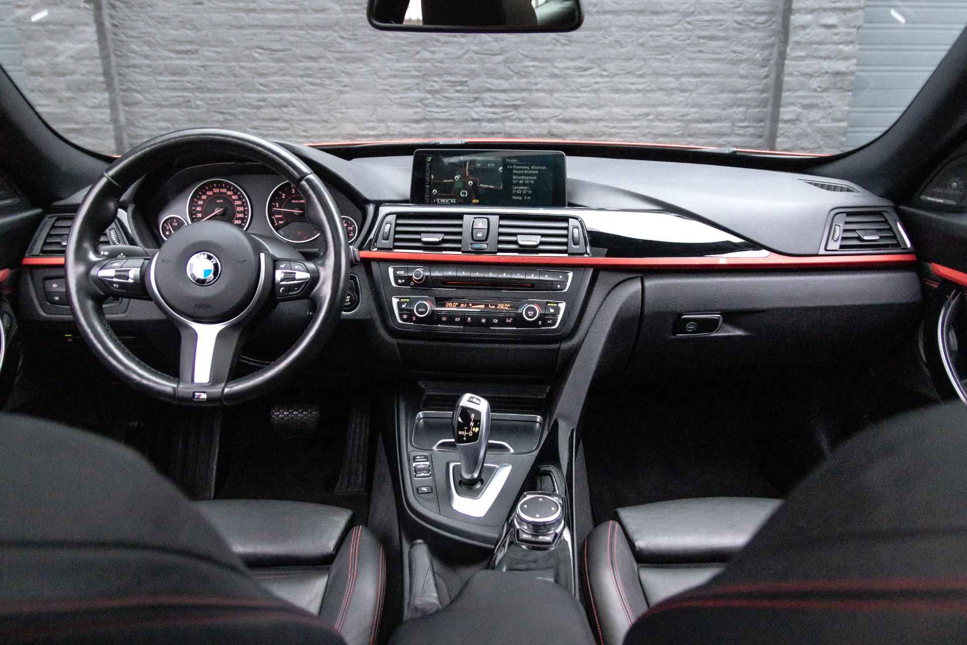 BMW 3-serie 335i xDrive 306PK GT High Executive | Panodak | Sportleder | Harman Kardon | Head-Up - 31/41