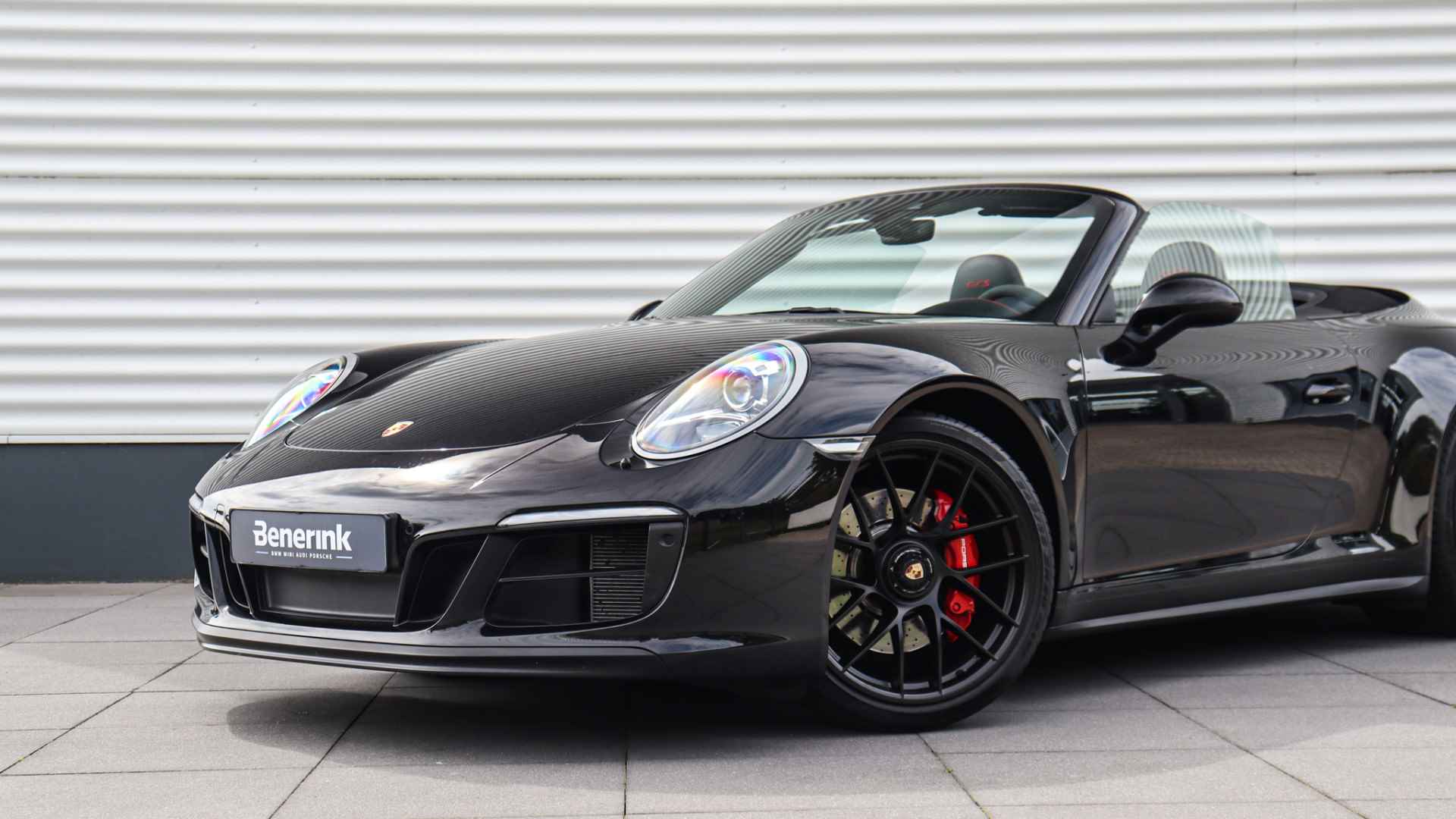 Porsche 911 Cabrio 3.0 Carrera GTS | BOSE Sound | Sportuitlaat | Achteruitrijcamera | GTS Interieurpakket karmijnrood - 15/35