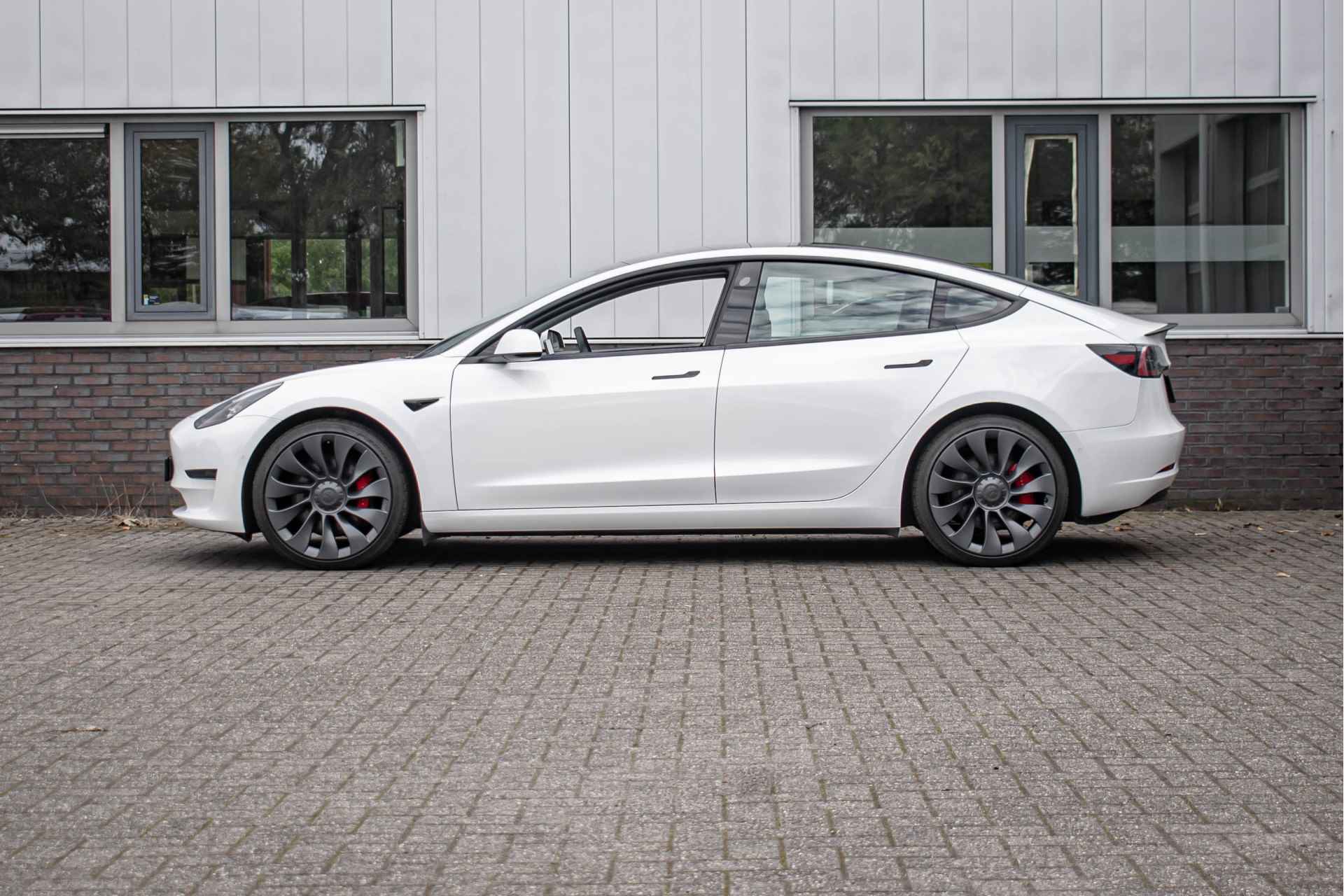 Tesla Model 3 Performance AWD 75 kWh - 12/26