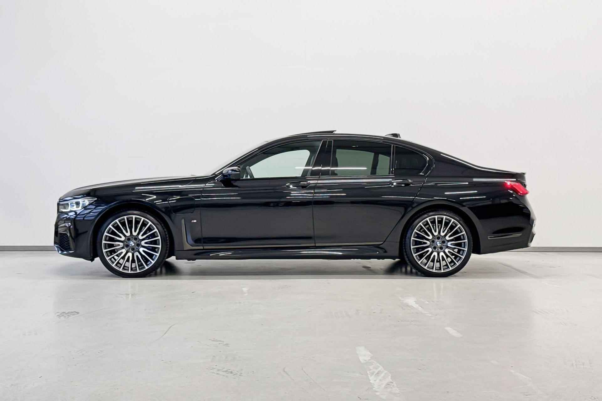 BMW 7 Serie 745e High Executive M Sportpakket - 2/23