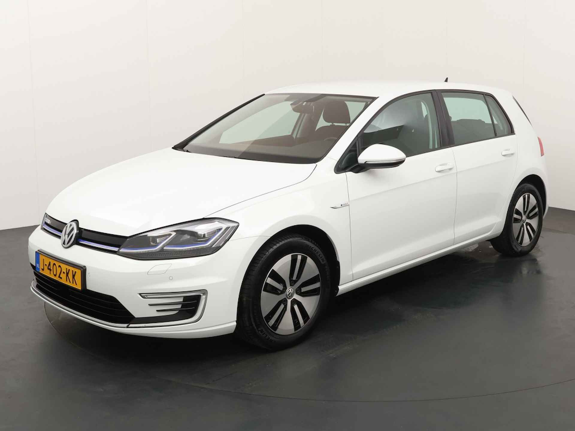 Volkswagen e-Golf E-DITION - 3/33