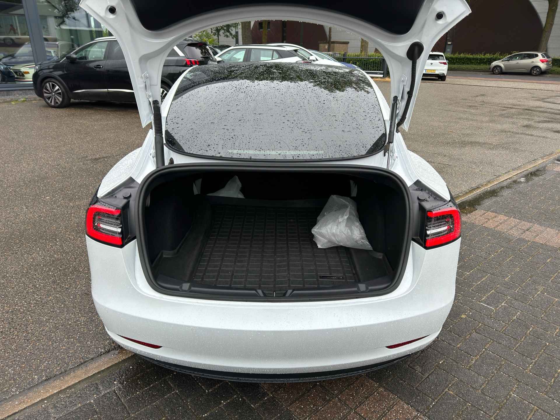 Tesla Model 3 Long Range AWD 75 kWh UNIEKE UITVOERING | 20" LMV | WIT LEDER | SUPER GAVE AUTO - 7/35