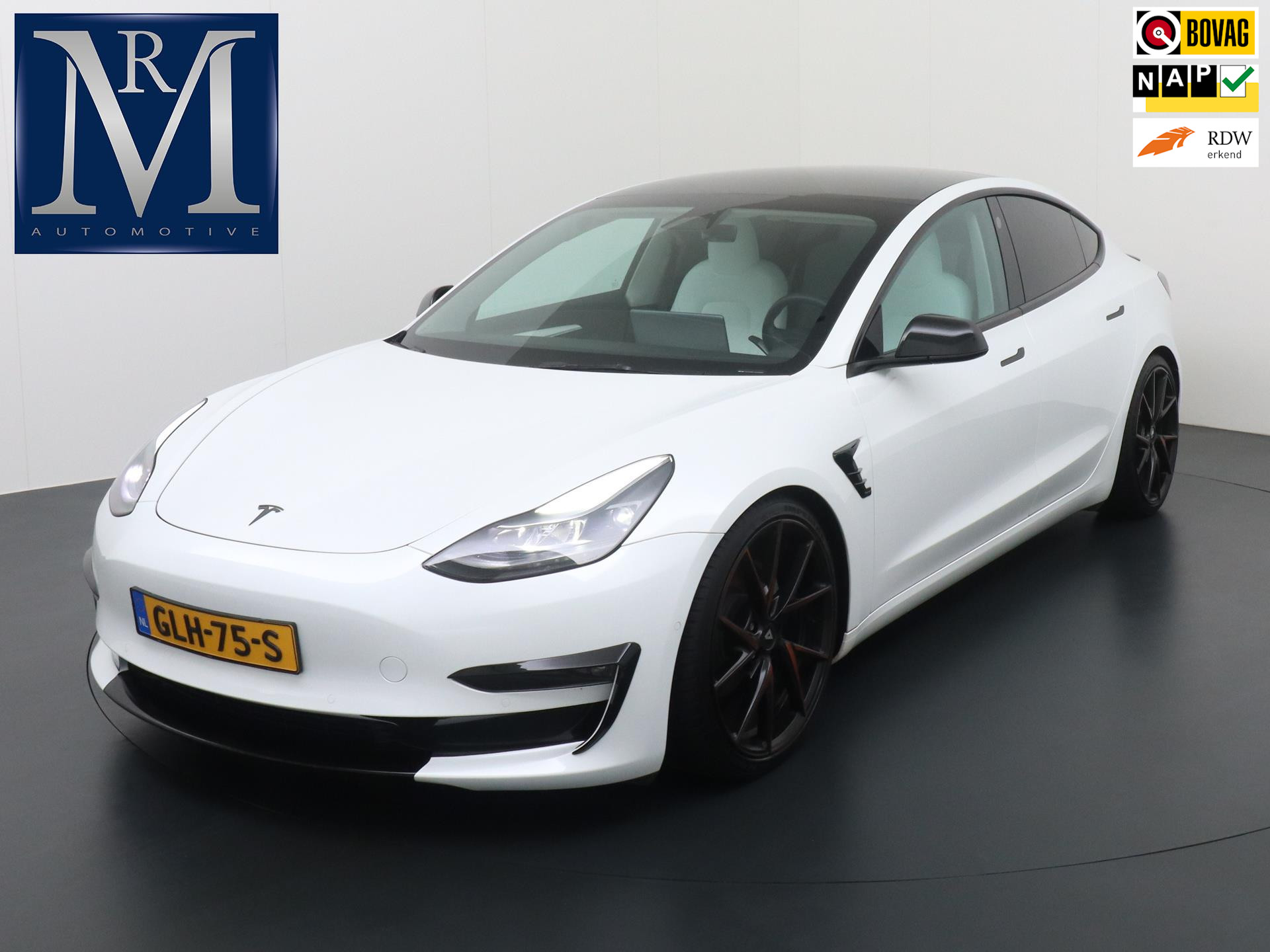 Tesla Model 3 Long Range AWD 75 kWh UNIEKE UITVOERING | 20" LMV | WIT LEDER | SUPER GAVE AUTO