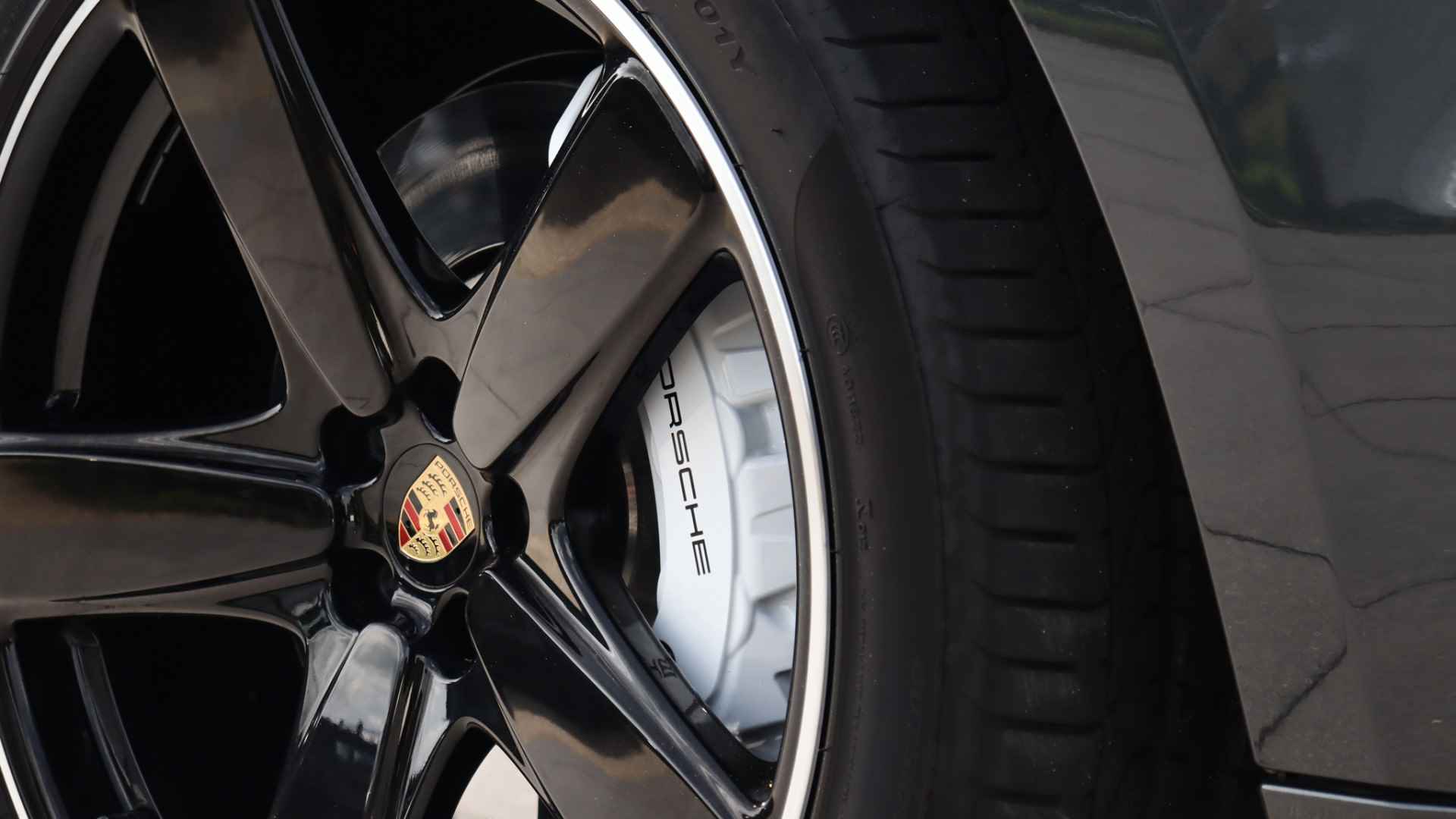Porsche Macan 2.9 Turbo | SportDesign | Stoelventilatie | Panoramadak | Carbon | BOSE | Trekhaak - 5/43
