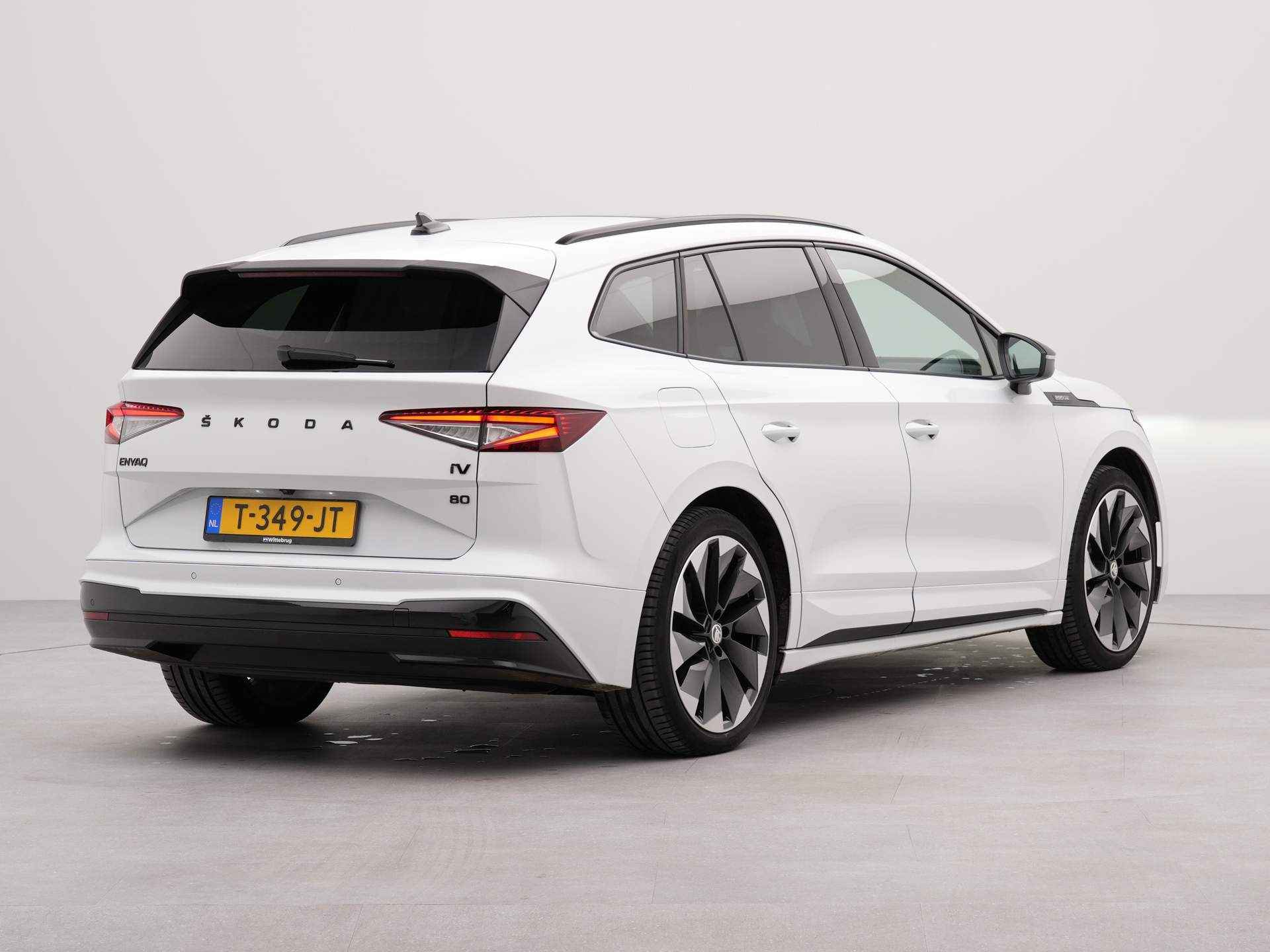 Škoda Enyaq iV 80 Sportline 150kW / 204pk automaat | Navigatie by App | Panoramisch schuif en kanteldak | LM velgen 21"| Zwenkbare trekhaak | Climatcontrol | Achteruitrijcamera | - 9/40