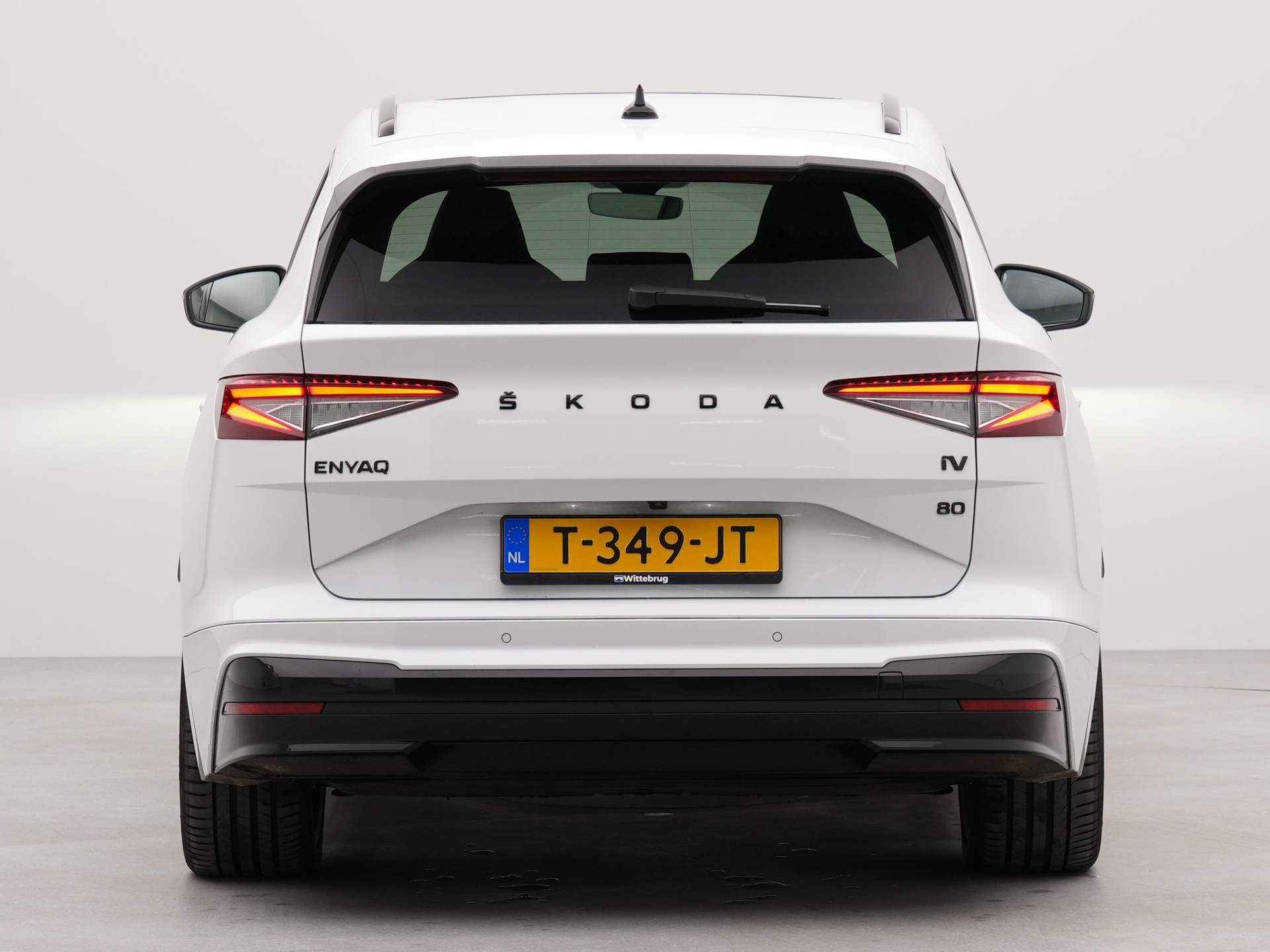 Škoda Enyaq iV 80 Sportline 150kW / 204pk automaat | Navigatie by App | Panoramisch schuif en kanteldak | LM velgen 21"| Zwenkbare trekhaak | Climatcontrol | Achteruitrijcamera | - 28/40