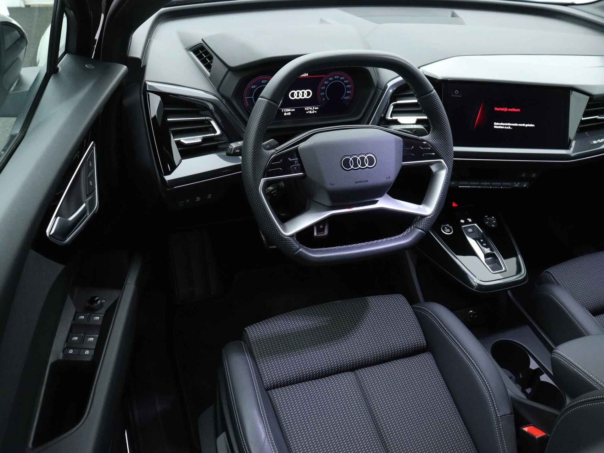 Audi Q4 e-tron 40 S edition 77 kWh 204 PK | Virtual cockpit | Navigatie | LED matrix | Camera | Parkeersensoren | Getint glas | Stoelverwarming | Lichtmetalen velgen | Cruise control | Elektrische kofferklep | Fabrieksgarantie | - 5/32
