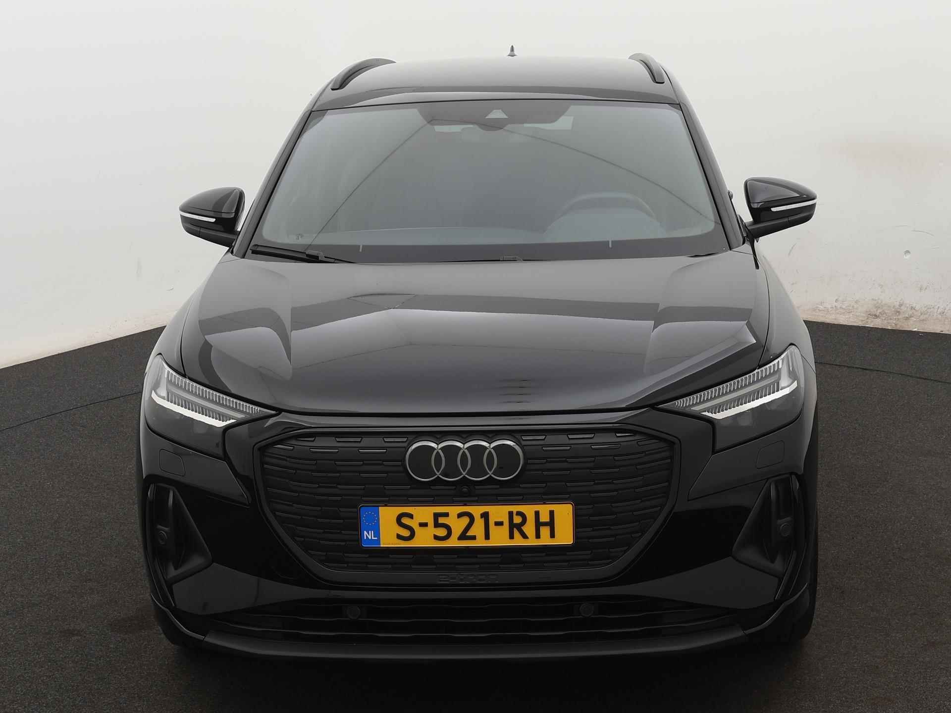 Audi Q4 e-tron 40 S edition 77 kWh 204 PK | Virtual cockpit | Navigatie | LED matrix | Camera | Parkeersensoren | Getint glas | Stoelverwarming | Lichtmetalen velgen | Cruise control | Elektrische kofferklep | Fabrieksgarantie | - 9/32