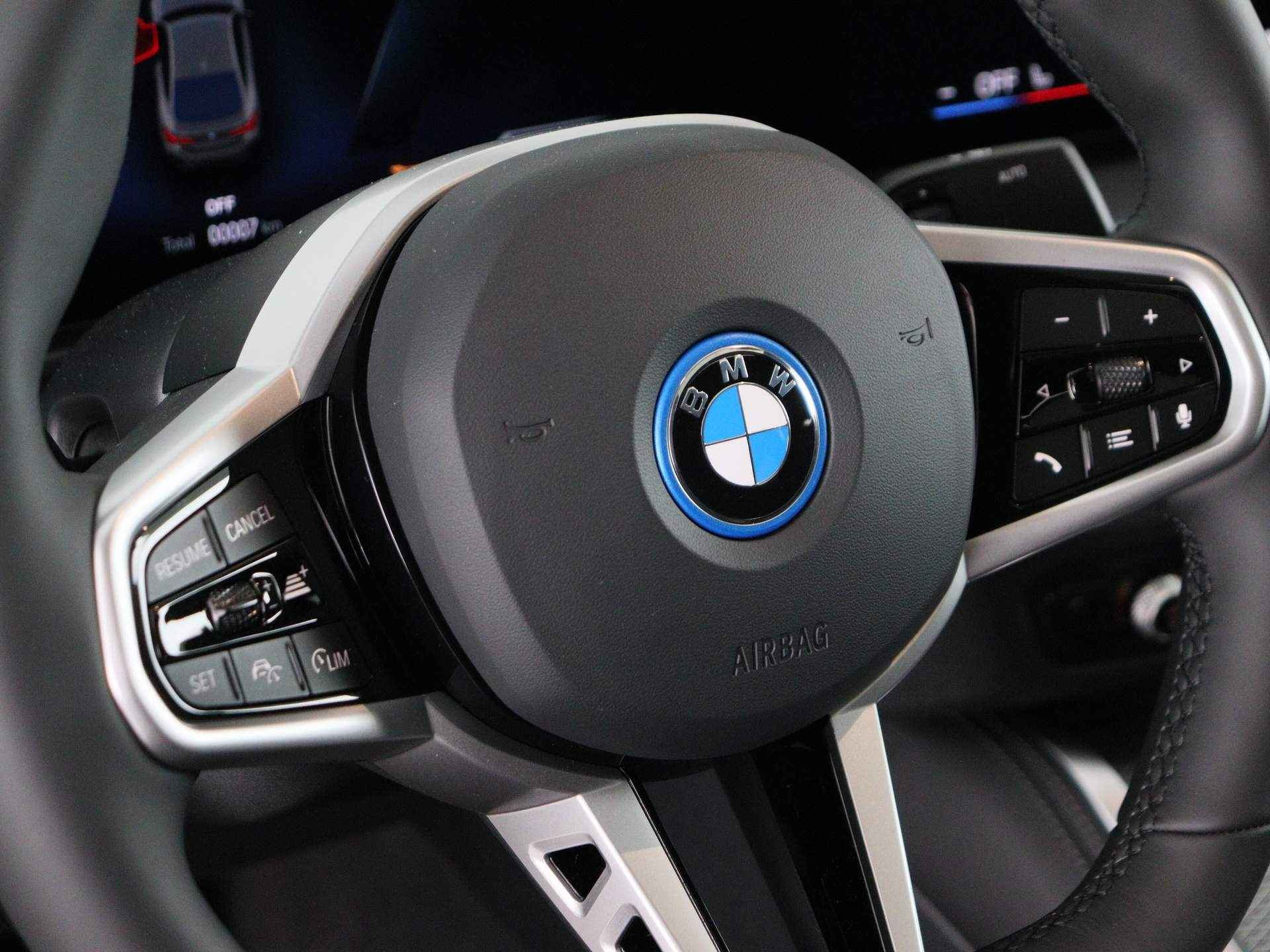 BMW i4 eDrive35 M Sport Edition M Sportpakket Pro - 4/26