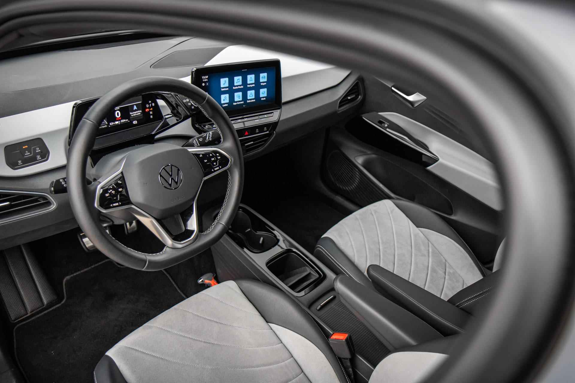 Volkswagen ID.3 204pk 58kWh Pro Edition | Blackstyle Pakket | 20" Velgen - 4/41