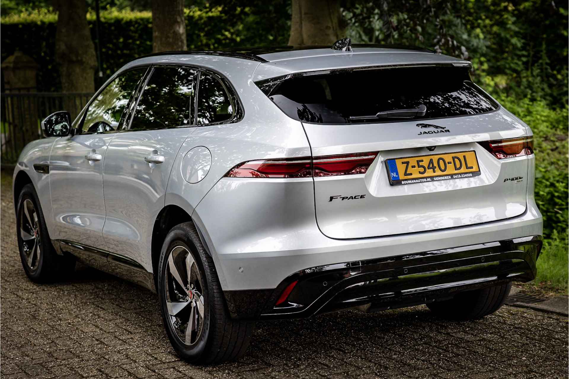 Jaguar F-Pace 2.0 P400e PHEV S Panorama Meridian Pivi Pro 360 Camera - 17/30