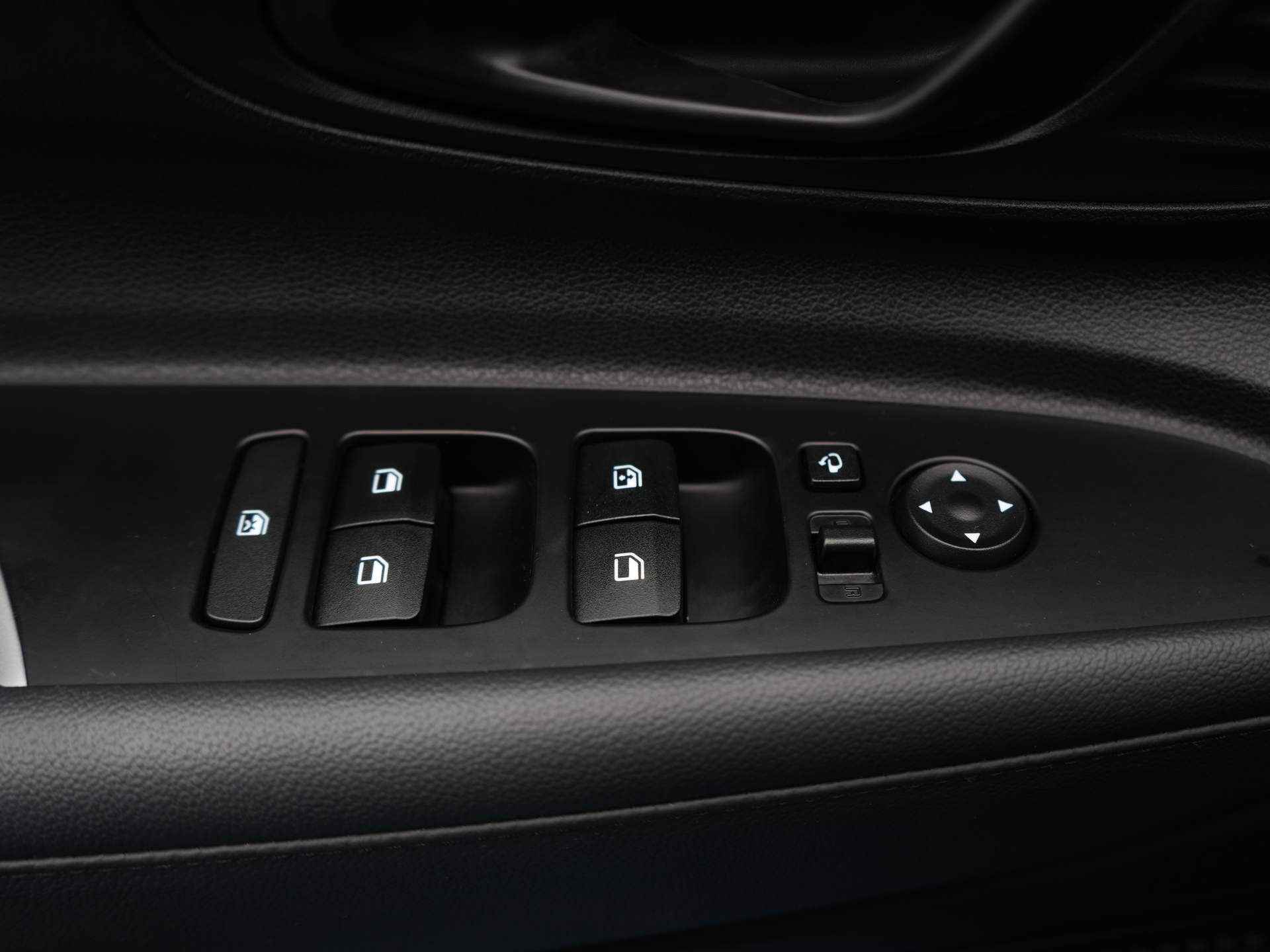 Hyundai Bayon 1.0 T-GDI Comfort Smart Automaat | Navigatie | Cruise Control | Camera - 29/33