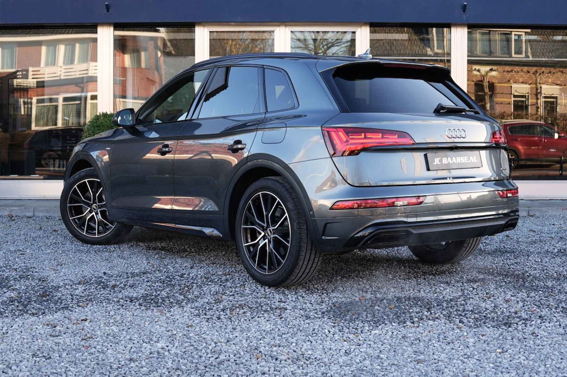 AUDI Q5 55 TFSI E S EDITION - 7/44