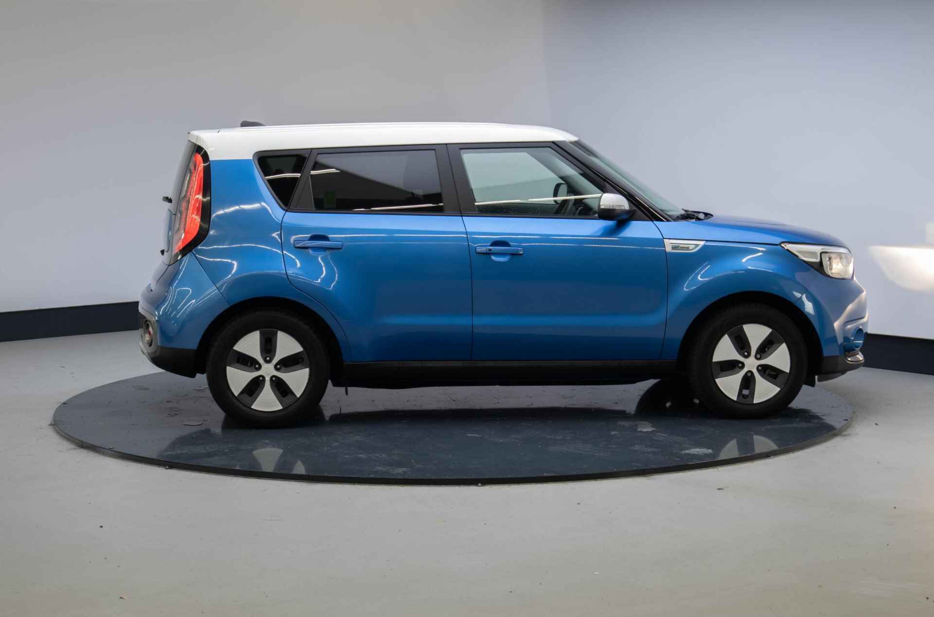 Kia Soul EV Edition 30 kWh - 18/24