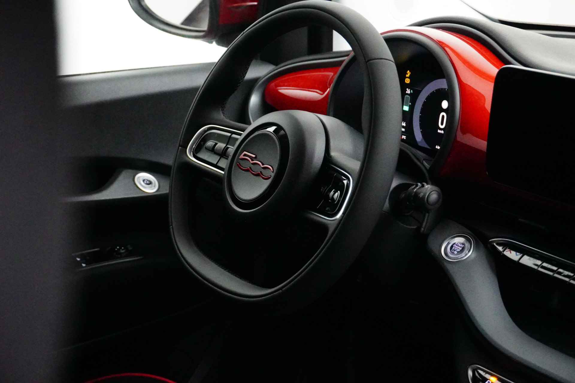 Fiat 500 RED 24 kWh 3 Fase | Navigatie by App | Cruise Control | Airco | Keyless-Start | !! - 9/32