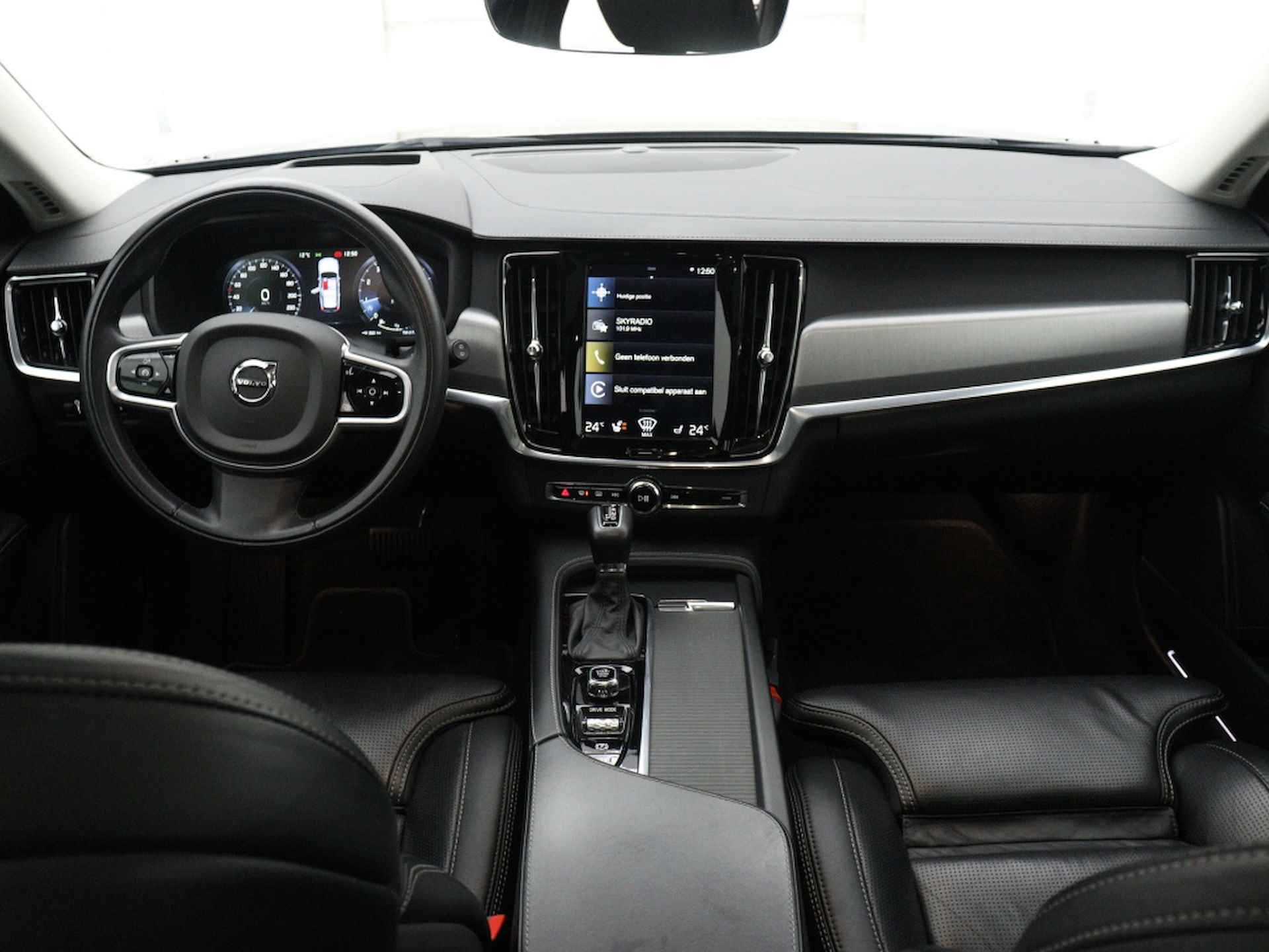 Volvo V90 2.0 T4 Business Luxury + - 6/41