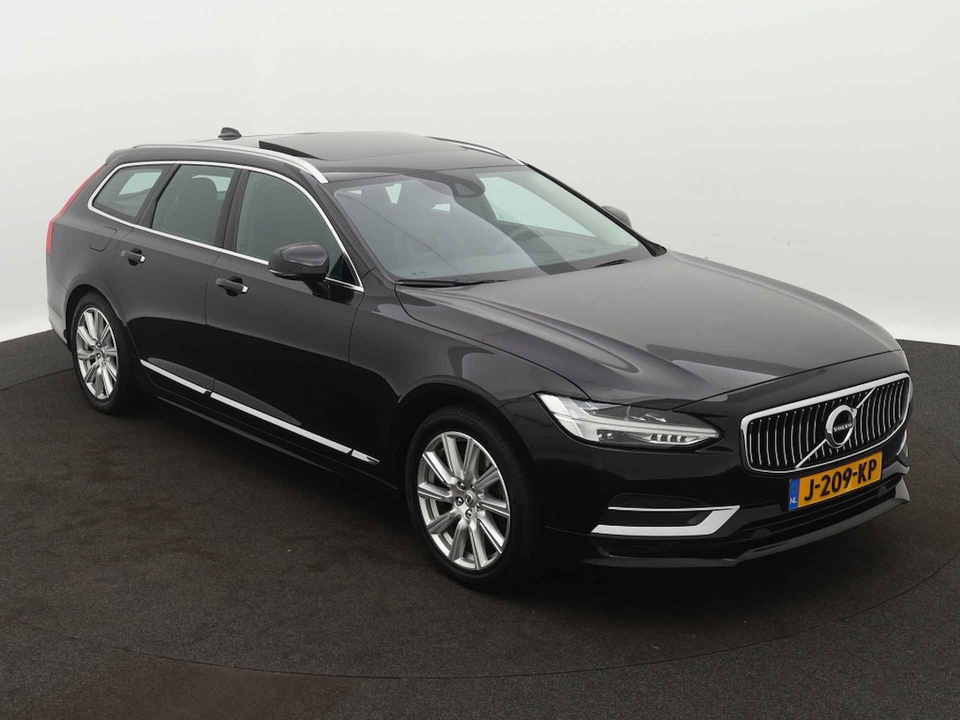 Volvo V90 2.0 T4 Business Luxury + - 8/41