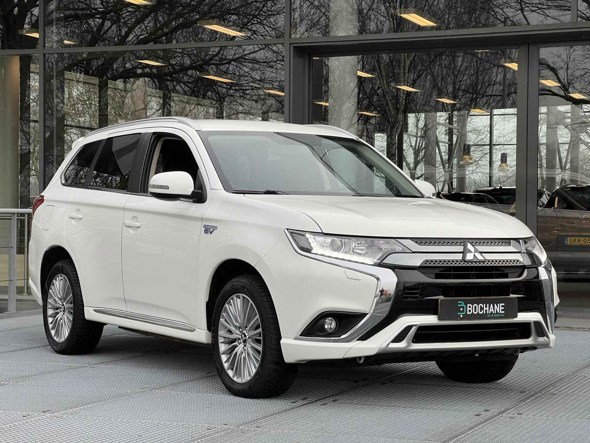 Mitsubishi Outlander 2.4 PHEV Pure+ | Carplay | Stoelverwarming | - 6/31