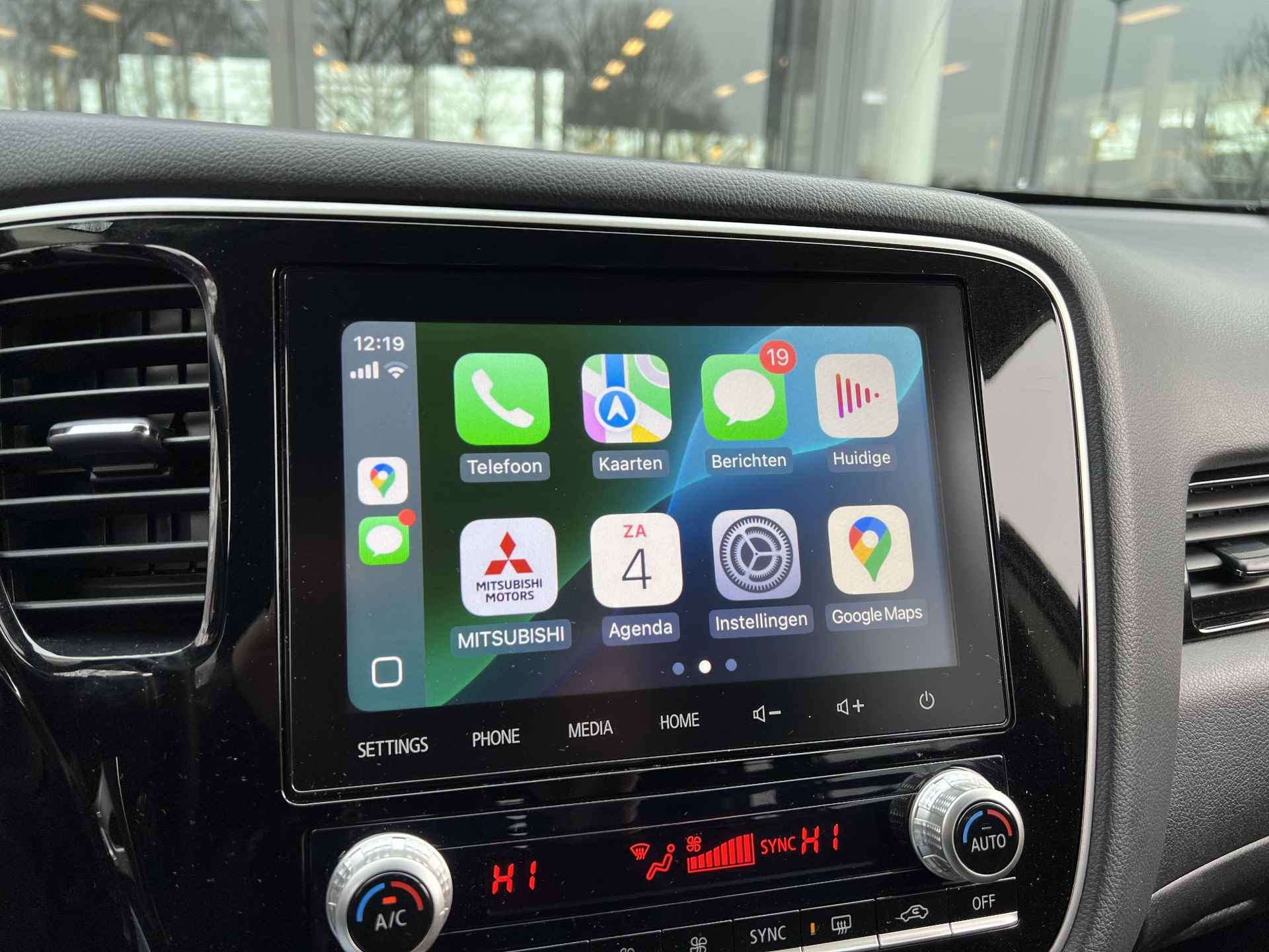 Mitsubishi Outlander 2.4 PHEV Pure+ | Carplay | Stoelverwarming | - 21/31