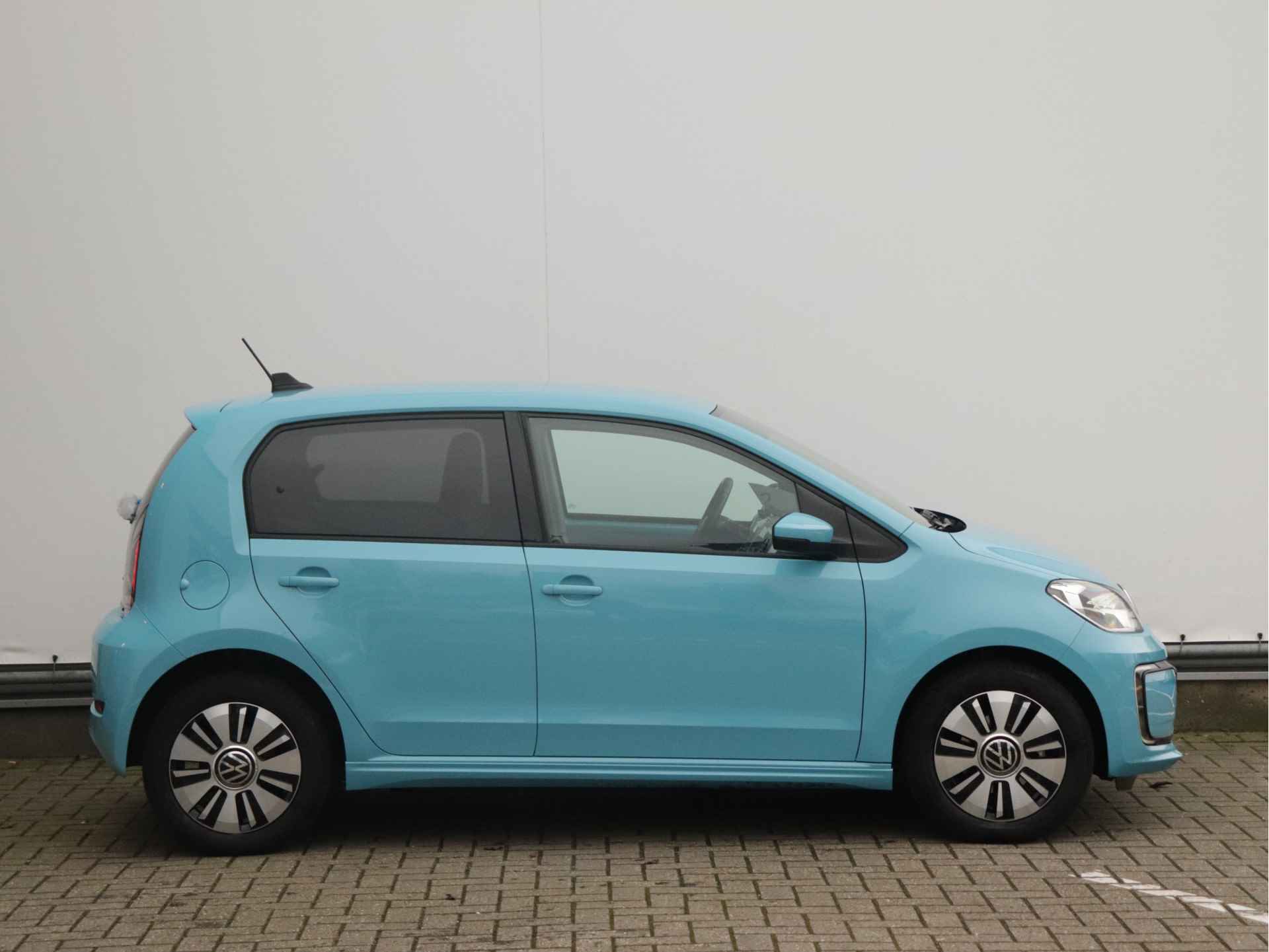 Volkswagen e-Up! | Camera | Climate Control | Cruise Control | Parkeersensoren achter | LM Velgen | - 2/33