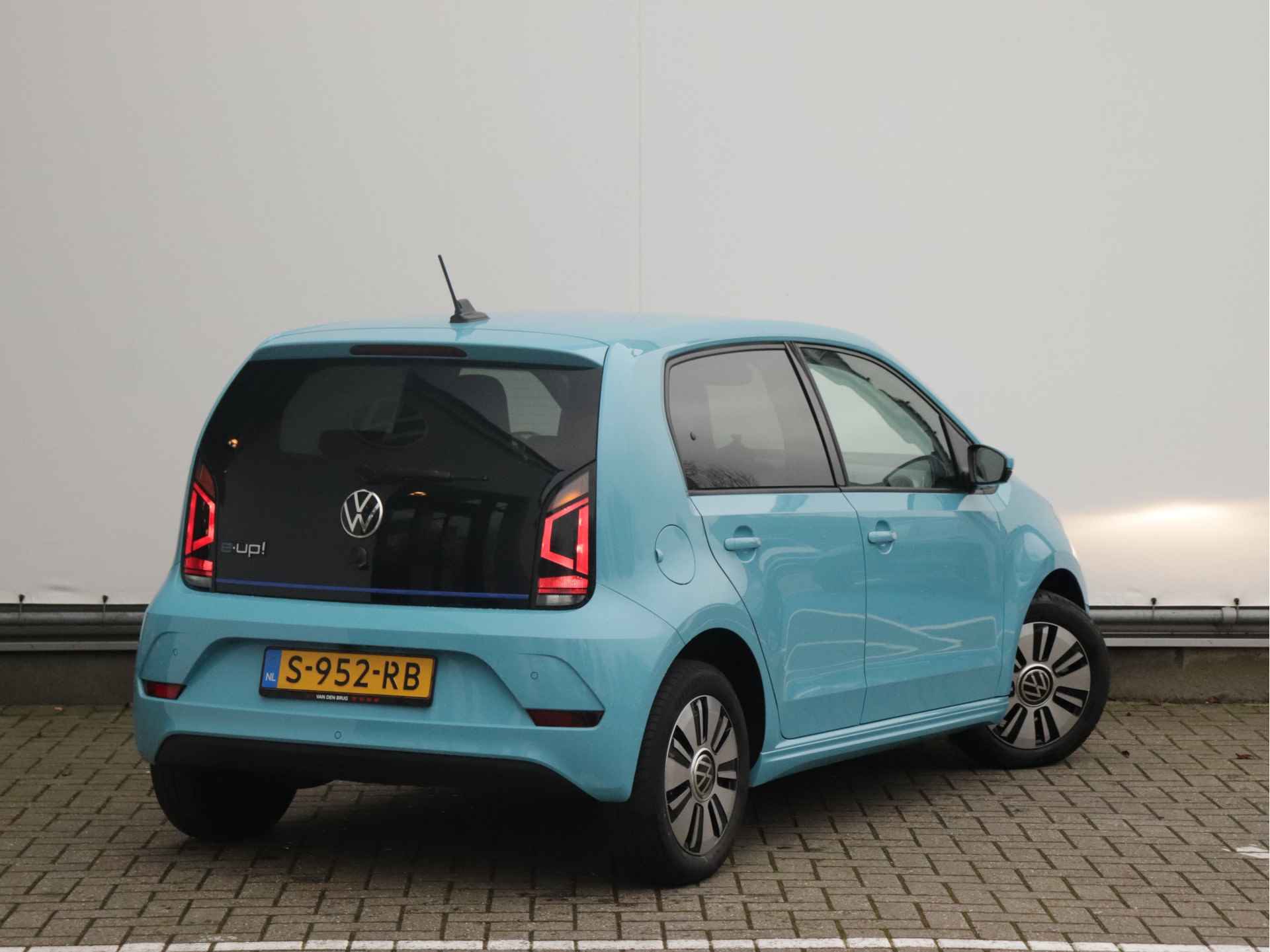 Volkswagen e-Up! | Camera | Climate Control | Cruise Control | Parkeersensoren achter | LM Velgen | - 4/33