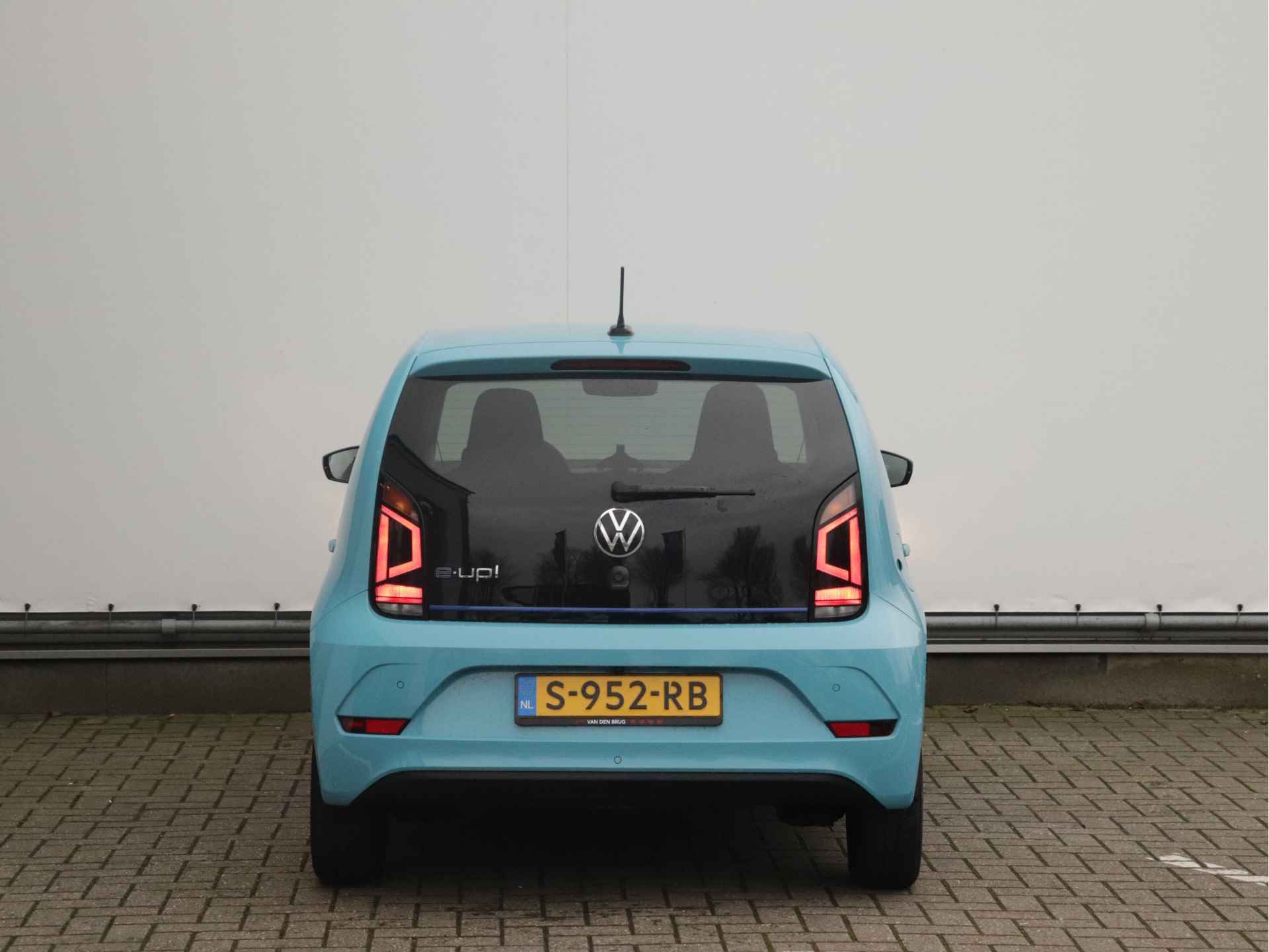 Volkswagen e-Up! | Camera | Climate Control | Cruise Control | Parkeersensoren achter | LM Velgen | - 6/33