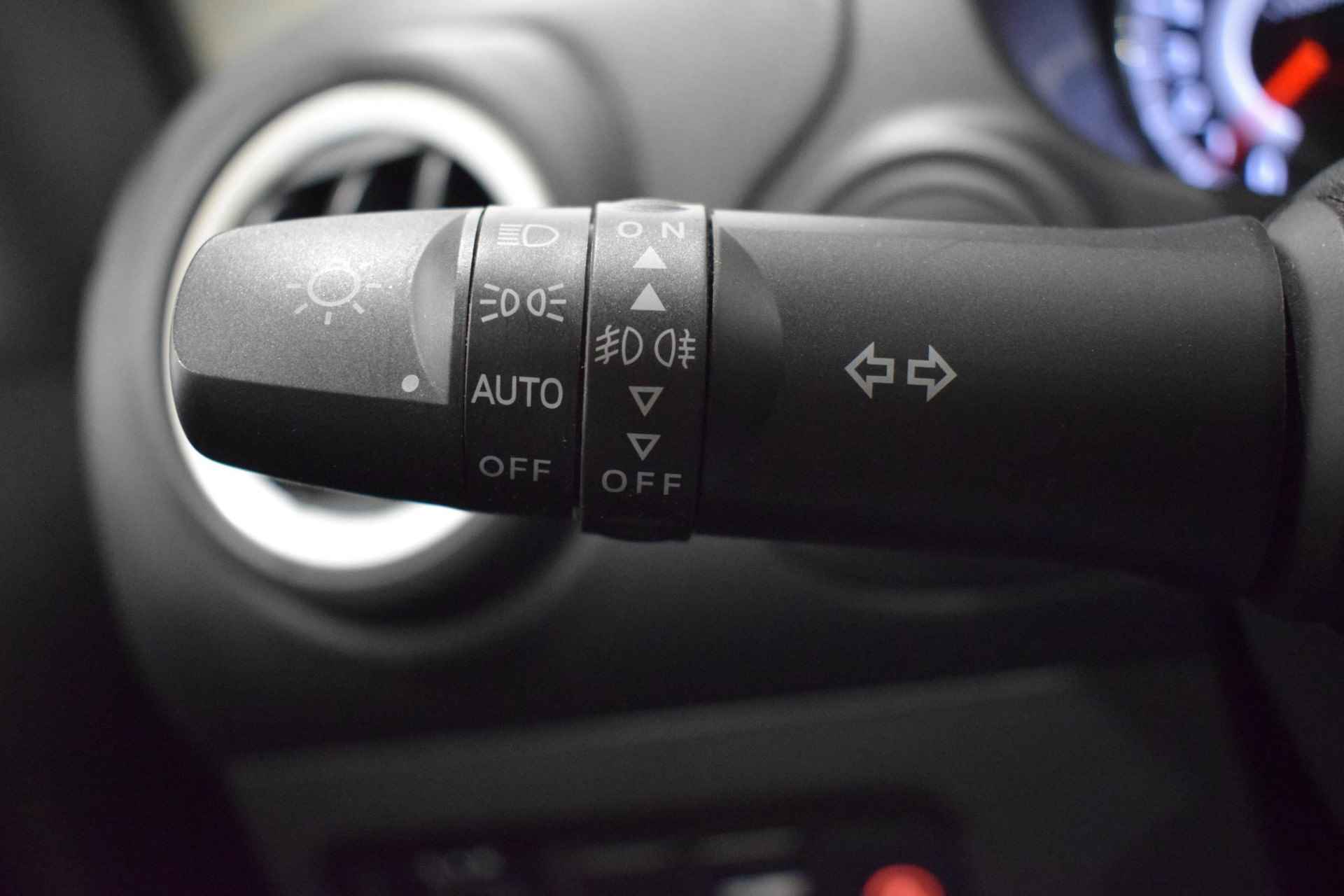Mitsubishi Space Star 1.0 Active | Navigatie | Cruise control | Apple Carplay/Android auto | Elektrische ramen | Elektrische zijspiegels | Automatische regen/licht sensor | - 29/36
