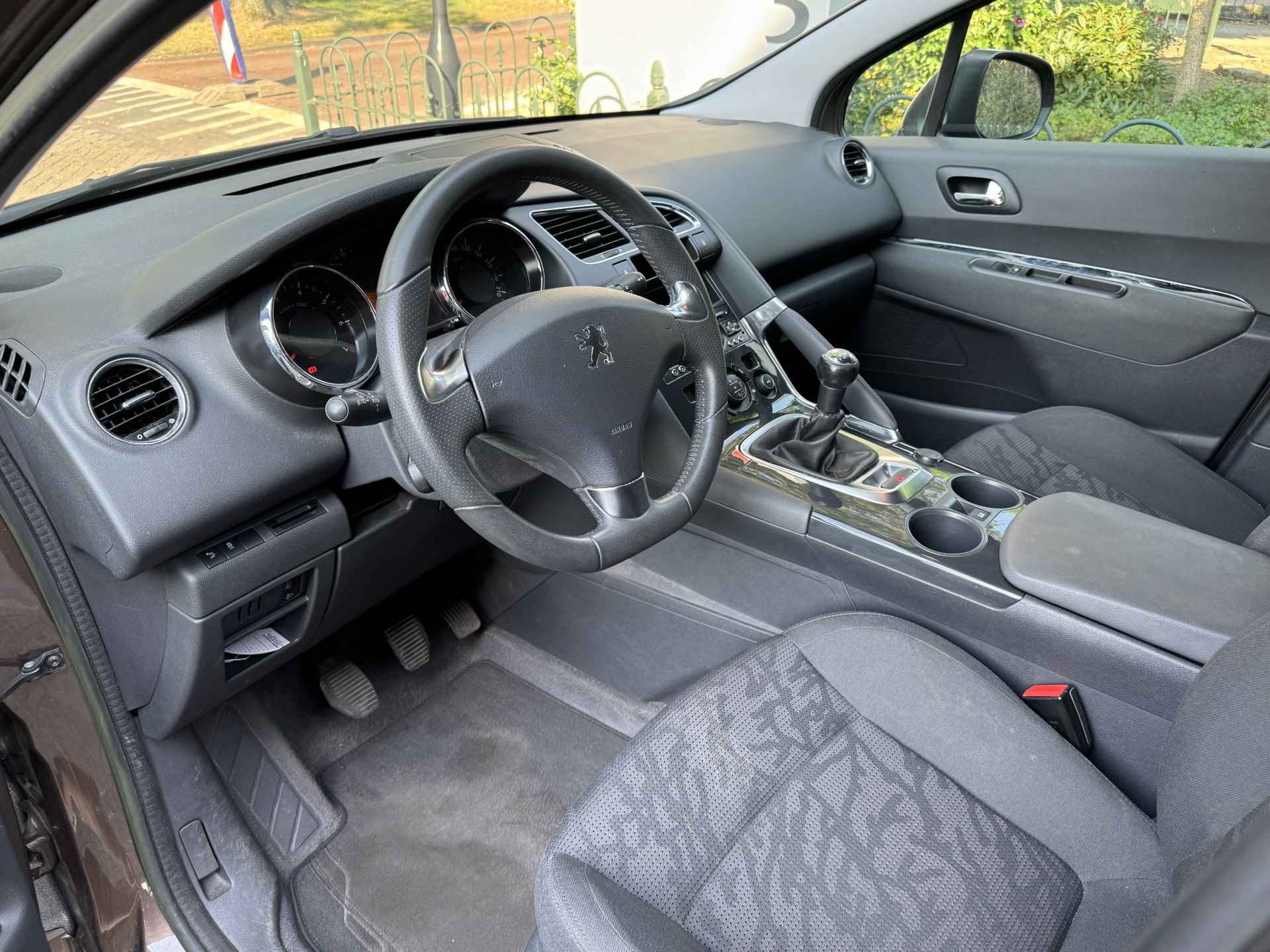 Peugeot 3008 1.6 VTi Style - 13/37