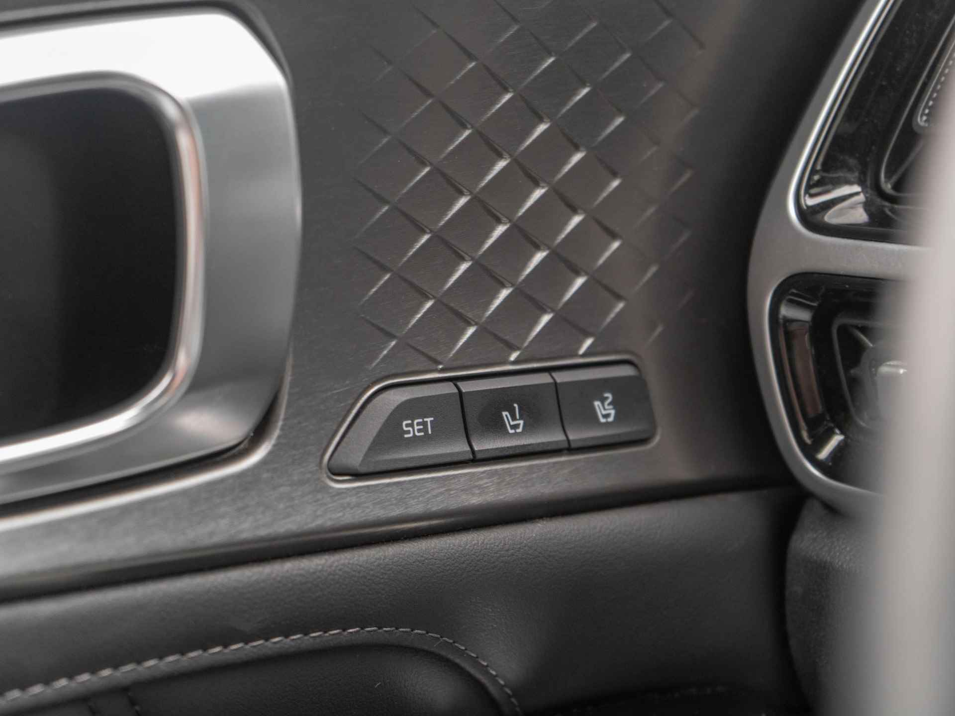 Kia Sorento 1.6 T-GDI Plug-in Hybrid 4WD ExecutiveLine 7p. - 28/31
