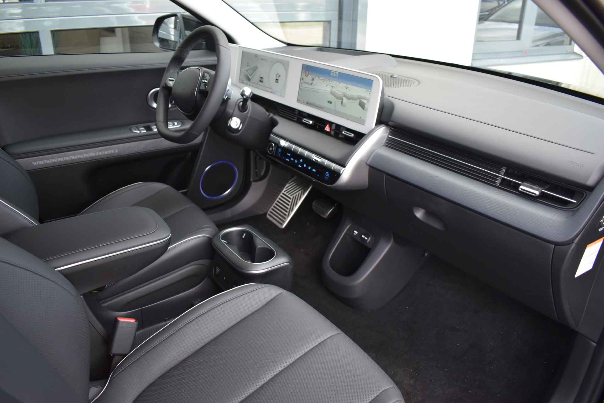Hyundai IONIQ 5 77 kWh Connect+ AWD - 17/29