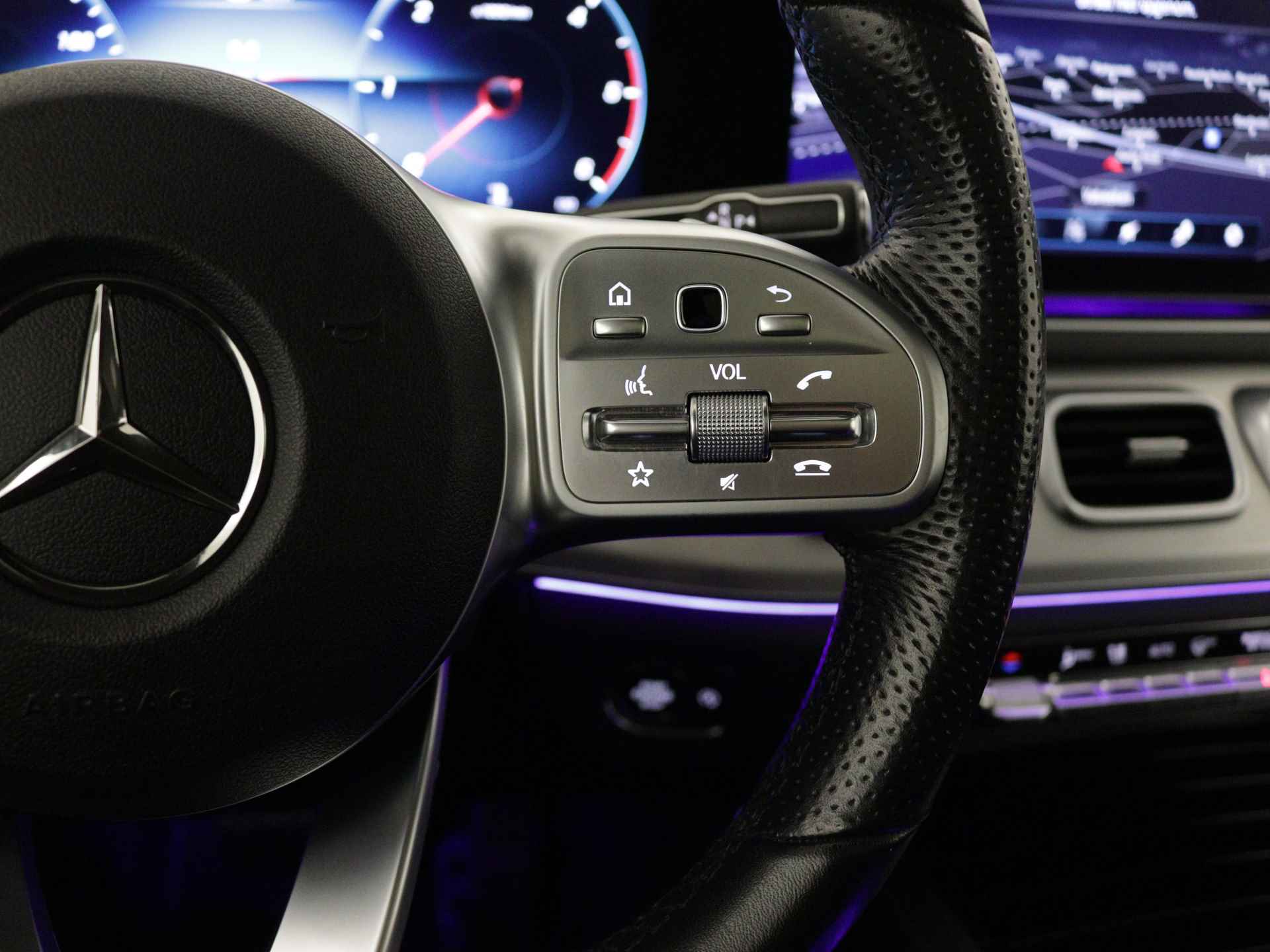Mercedes-Benz GLS 400 d 4MATIC Premium Plus AMG | Panoramadak | Trekhaak - 21/41