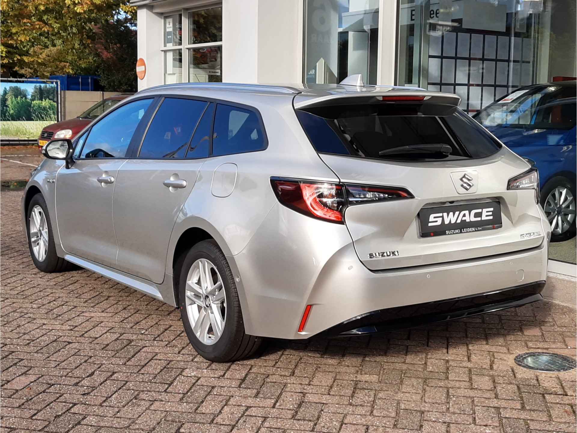 Suzuki Swace 1.8 FULL HYBRID STYLE € 4.000,- VOORRAAD VOORDEEL!` Inclusief € 4.050,- Voorraad Voordeel - 4/29