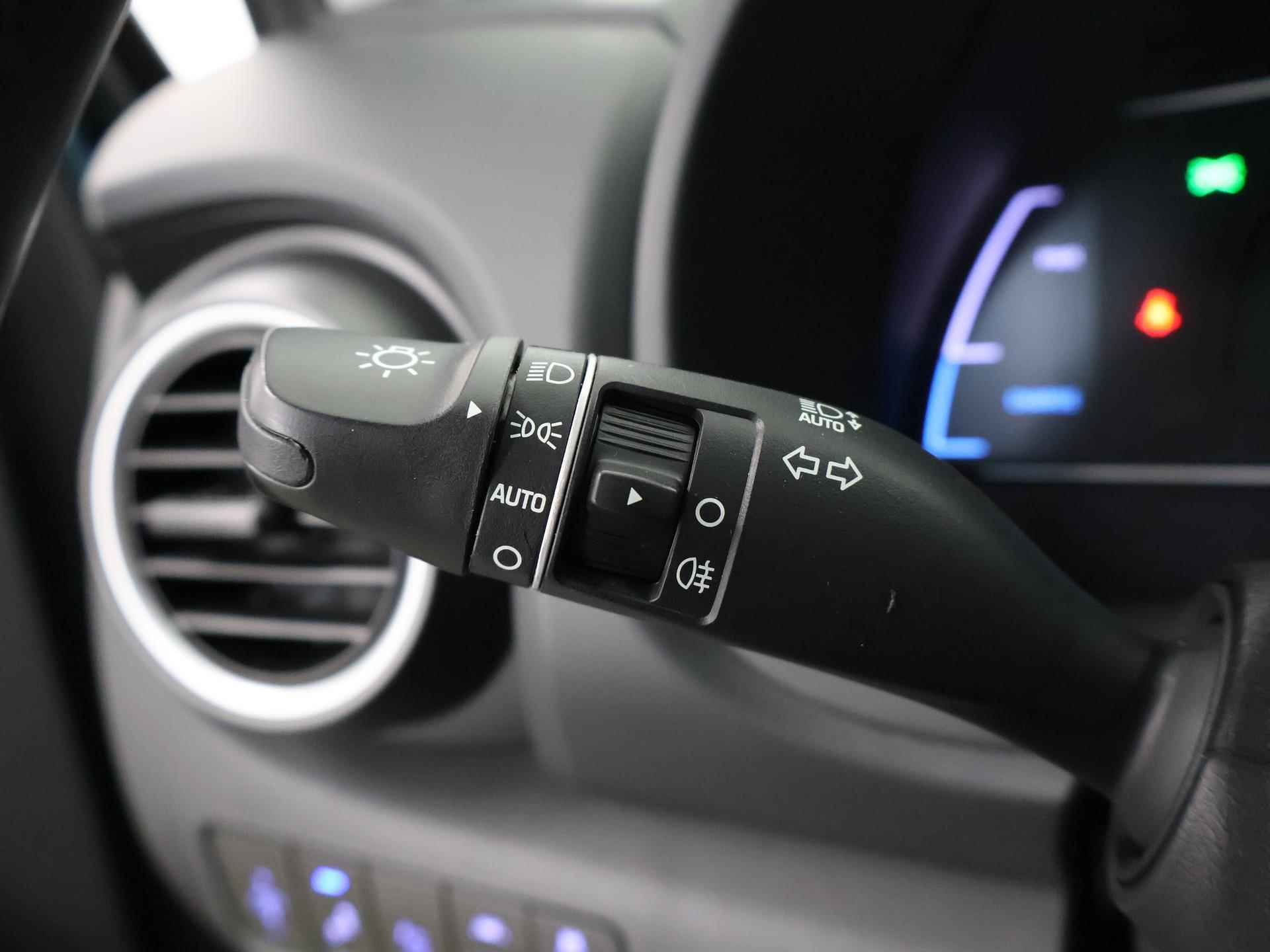 Hyundai Kona EV Premium 64 kWh | Navigatie | Head-Up | Krell Sound | Stoelverkoeling&Verwarming  | Dodehoekdetectie | Keyless Go | Parkeercamera | - 34/45