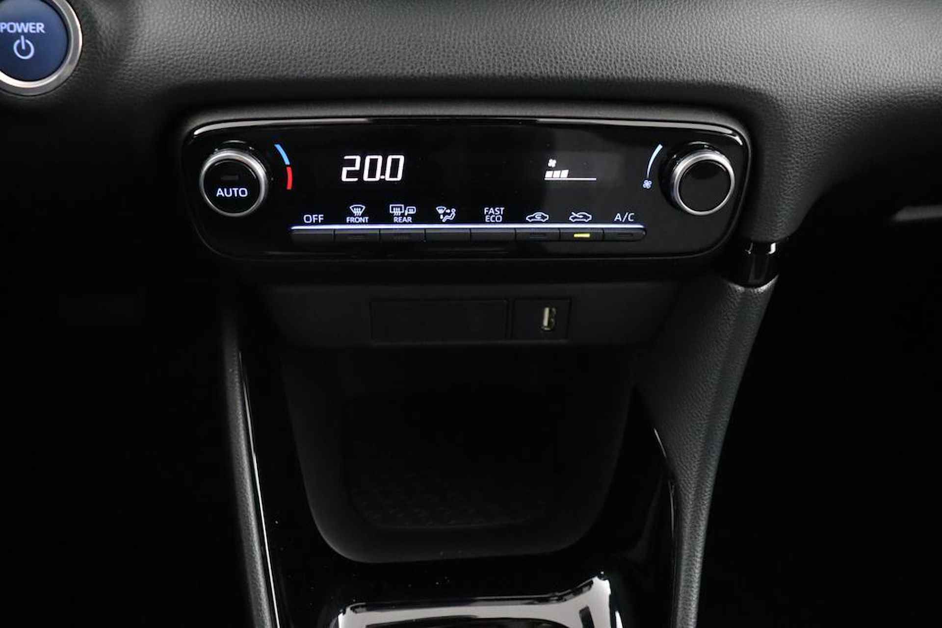 Toyota Yaris 1.5 Hybrid Tokyo Spirit | Navigatie | Climate-Control | Apple Carplay/Android Auto | - 7/48