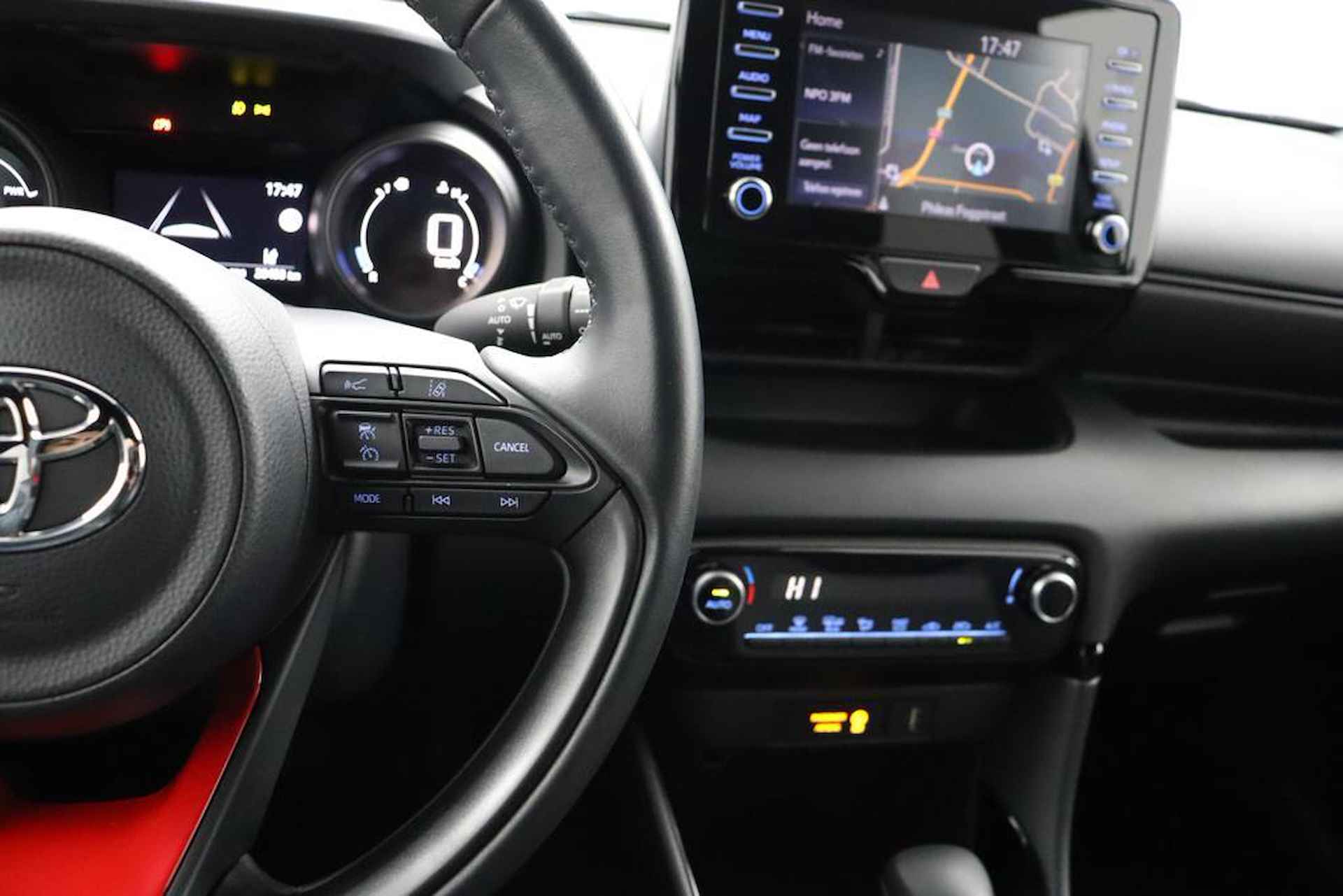 Toyota Yaris 1.5 Hybrid Tokyo Spirit | Navigatie | Climate-Control | Apple Carplay/Android Auto | - 21/48