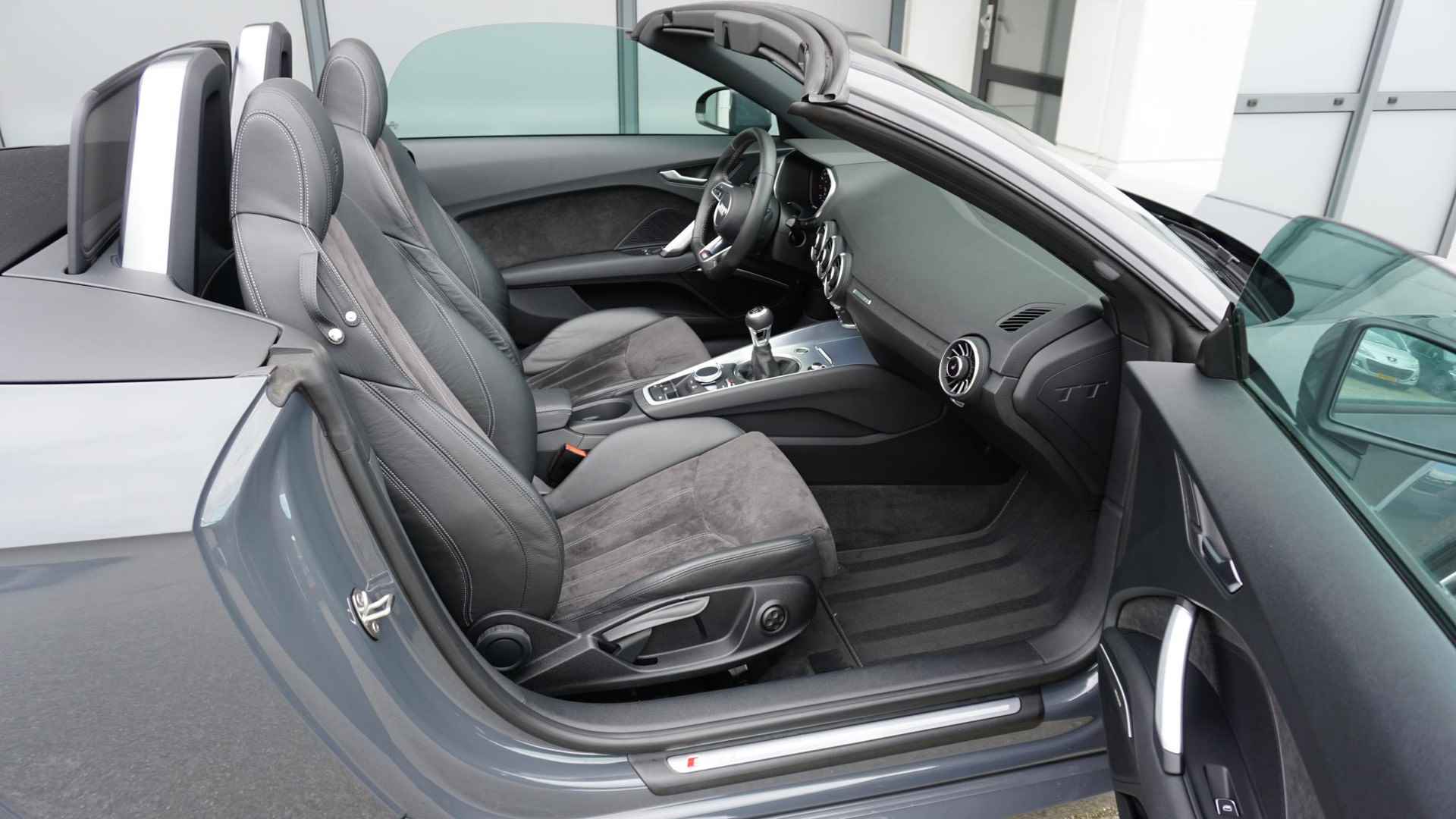 Audi TT Roadster 1.8 TFSI 180pk 2x S-Line B&O Virtual Cockpit Alcantara/Leder Drive Select LED 18inch LM *Nano Grey* Complete TT - 11/64