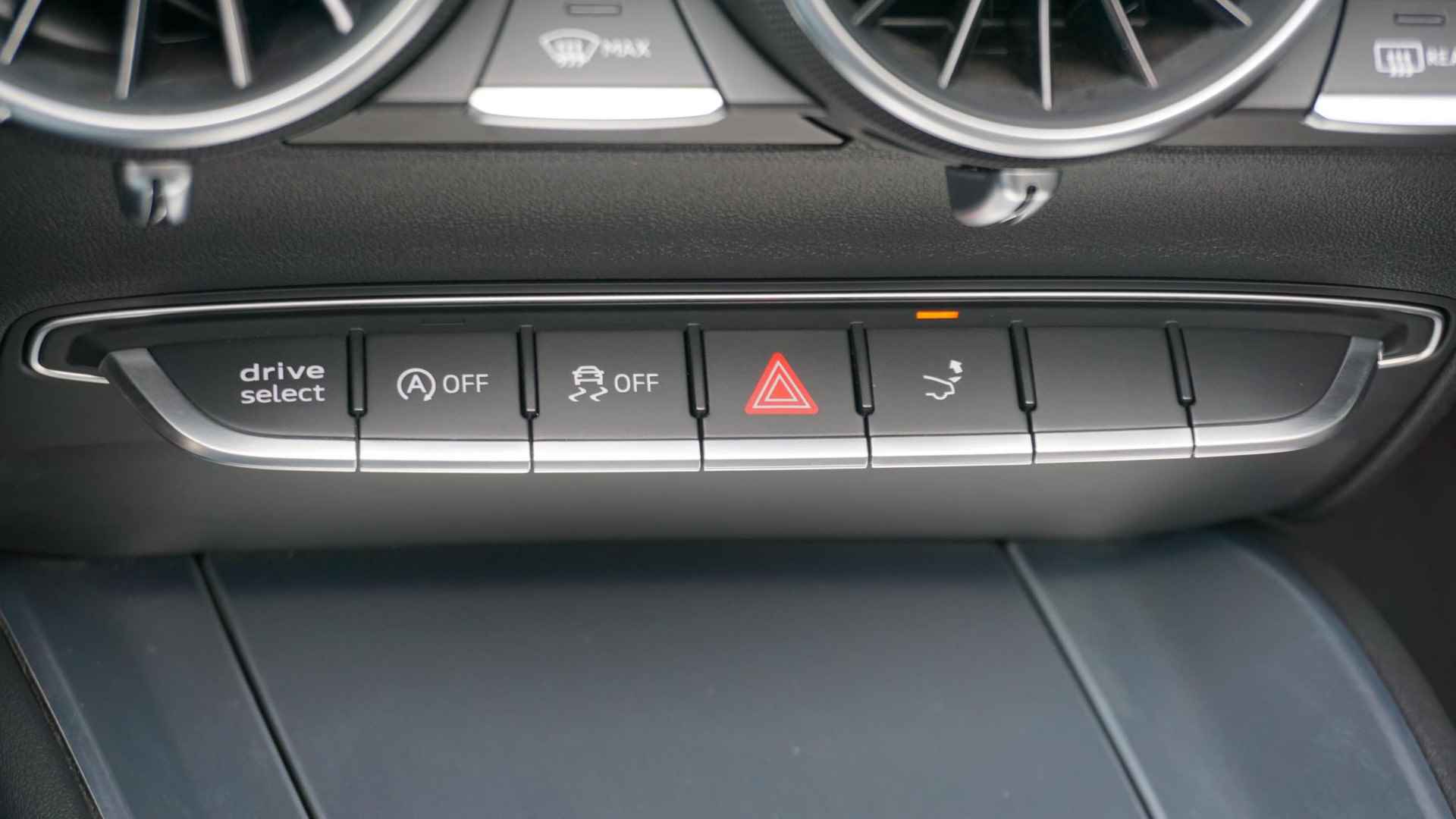 Audi TT Roadster 1.8 TFSI 180pk 2x S-Line B&O Virtual Cockpit Alcantara/Leder Drive Select LED 18inch LM *Nano Grey* Complete TT - 22/64