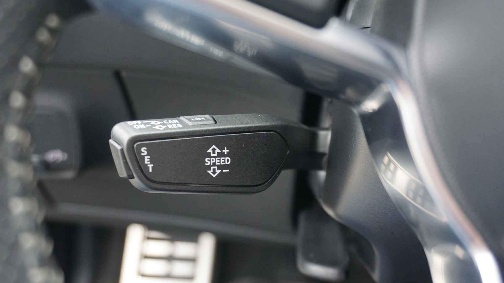 Audi TT Roadster 1.8 TFSI 180pk 2x S-Line B&O Virtual Cockpit Alcantara/Leder Drive Select LED 18inch LM *Nano Grey* Complete TT - 45/64