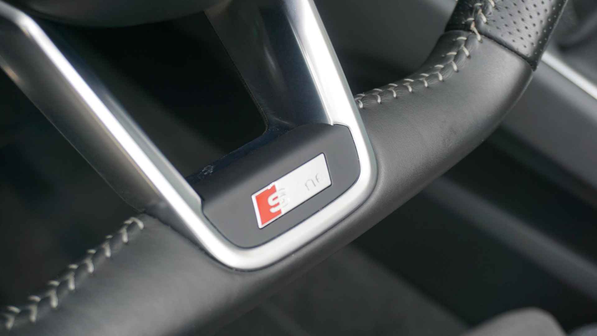 Audi TT Roadster 1.8 TFSI 180pk 2x S-Line B&O Virtual Cockpit Alcantara/Leder Drive Select LED 18inch LM *Nano Grey* Complete TT - 48/64
