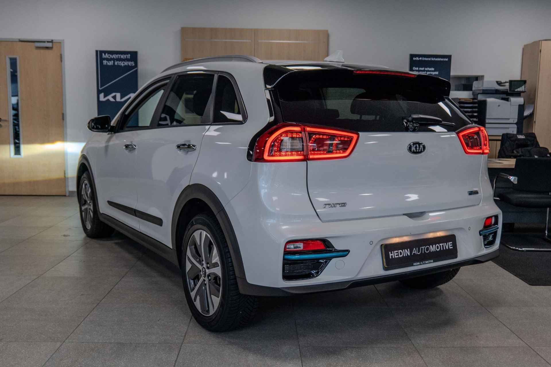 Kia Niro ExecutiveLine 64 kWh | Navi | Camera | Leder+Stoelverw./verkoeling | El. Stoel+mem. | JBL | PDC V+A | LMV 17 inch - 16/21