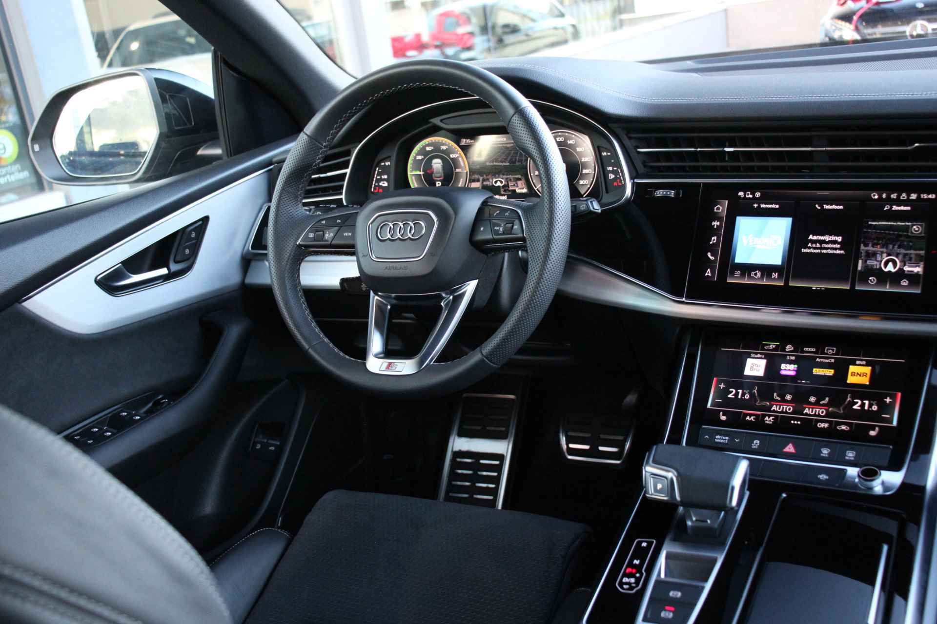 Audi Q8 55 TFSI e quattro Pro Line S | B&O | Orig. NL | NP: 109.115 - 10/44